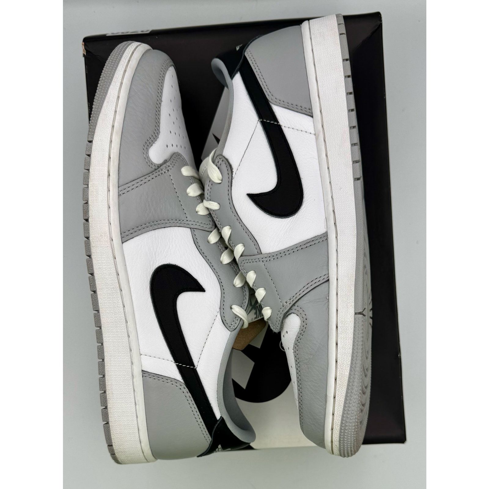 Nike Jordan 1 Retro Low OG Barons Sz13 CZ7090-110 Size US 13 / EU 46 - 5 Thumbnail