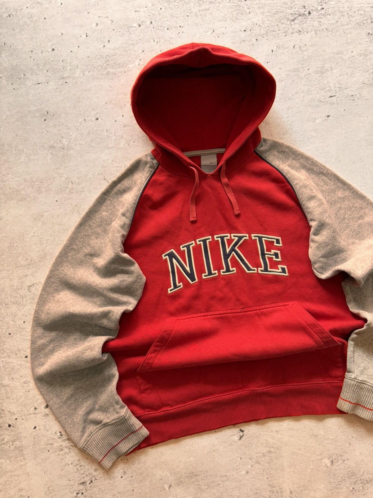 Nike × Vintage NIKE VINTAGE CENTER LOGO OVERSIZE BOXY HOODIE Size US S / EU 44-46 / 1 - 2 Thumbnail