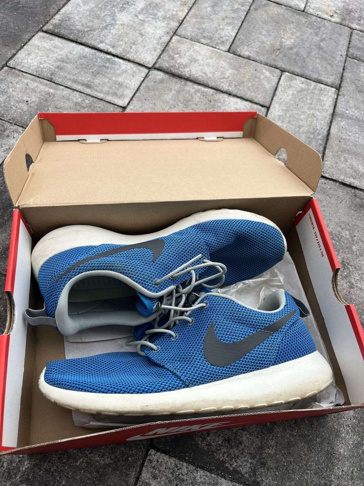Nike Nike Roshe Run Size US 10 / EU 43 - 2 Thumbnail