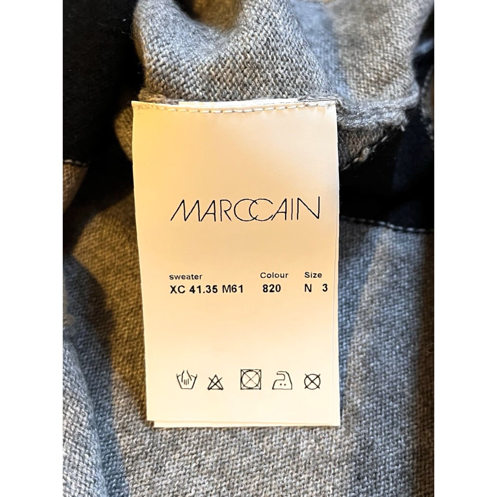 Vintage MarcCain Animal Print Spot Sweater Women’s 8 Cashmere Silk Crew Neck Long Sleeve Gray 36” Chest 21” Shoulder to Hem Women Mens? Size M / US 6-8 / IT 42-44 - 5 Thumbnail