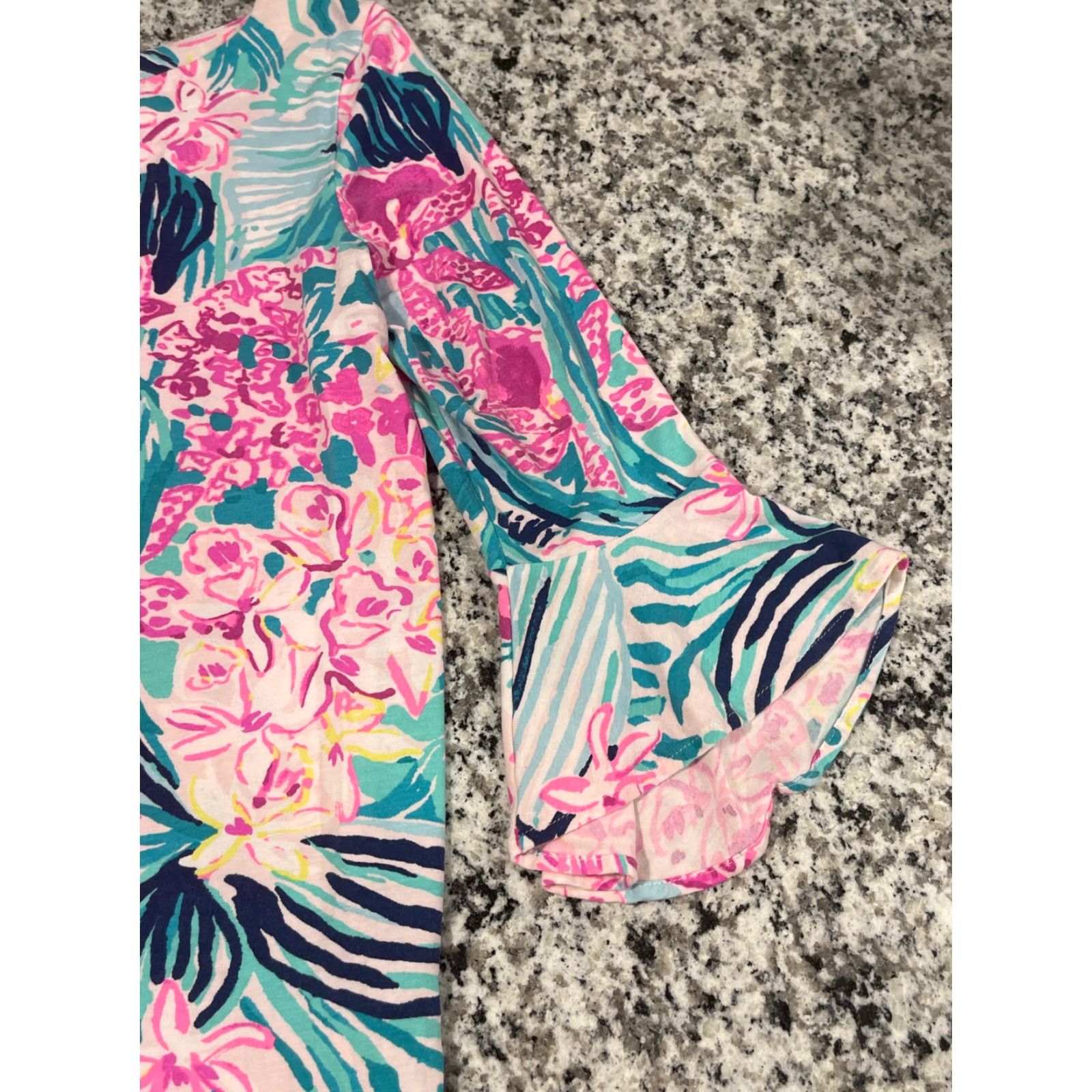 Lilly Pulitzer Lilly Pulitzer Pink Via Flora Bell Sleeve Fontaine LS Top Blouse Women Sz Small Size S / US 4 / IT 40 - 2 Thumbnail