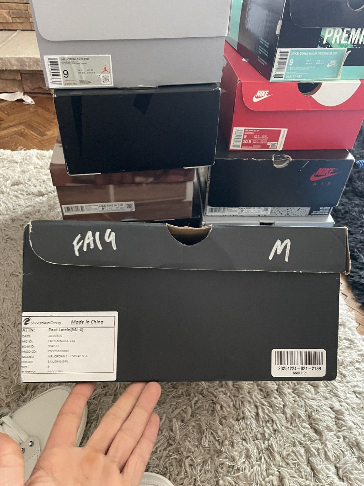 Comme des Garcons × Jordan Brand CDG x Jordan 1 High Sample Release Size US 9 / EU 42 - 13 Thumbnail