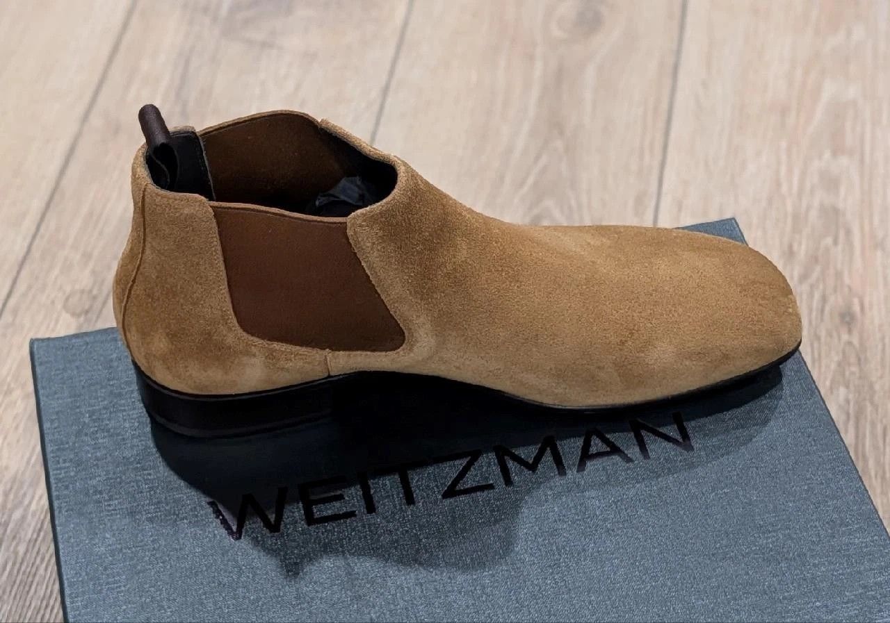 Stuart Weitzman Stuart Weitzman Adwin Suede Chelsea Boots Tan 44 US 11 Size US 11 / EU 44 - 3 Thumbnail
