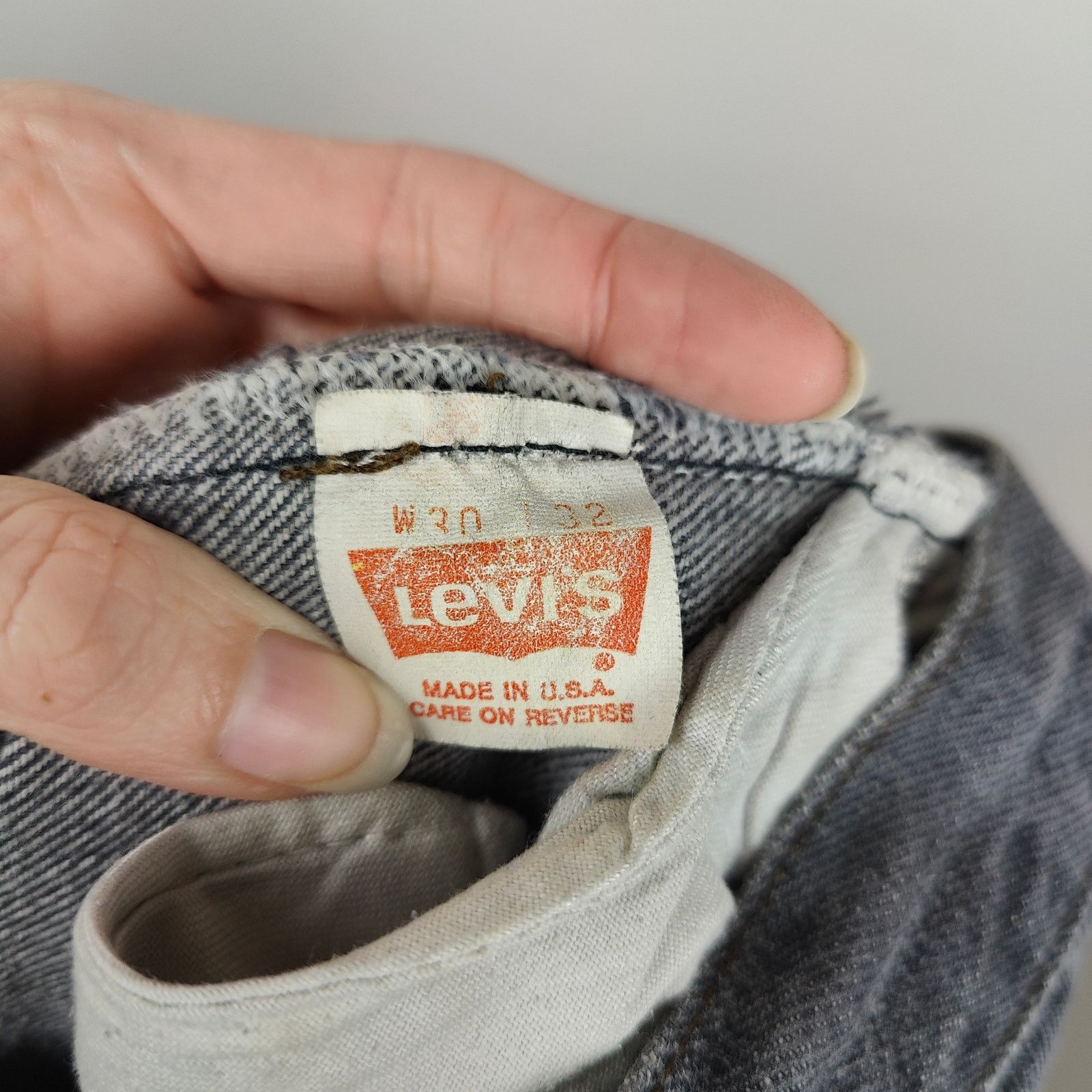 Levi's Vintage Levi's 501 Jeans Womens 29 Charcoal Wash Button Fly Size 29" - 8 Thumbnail