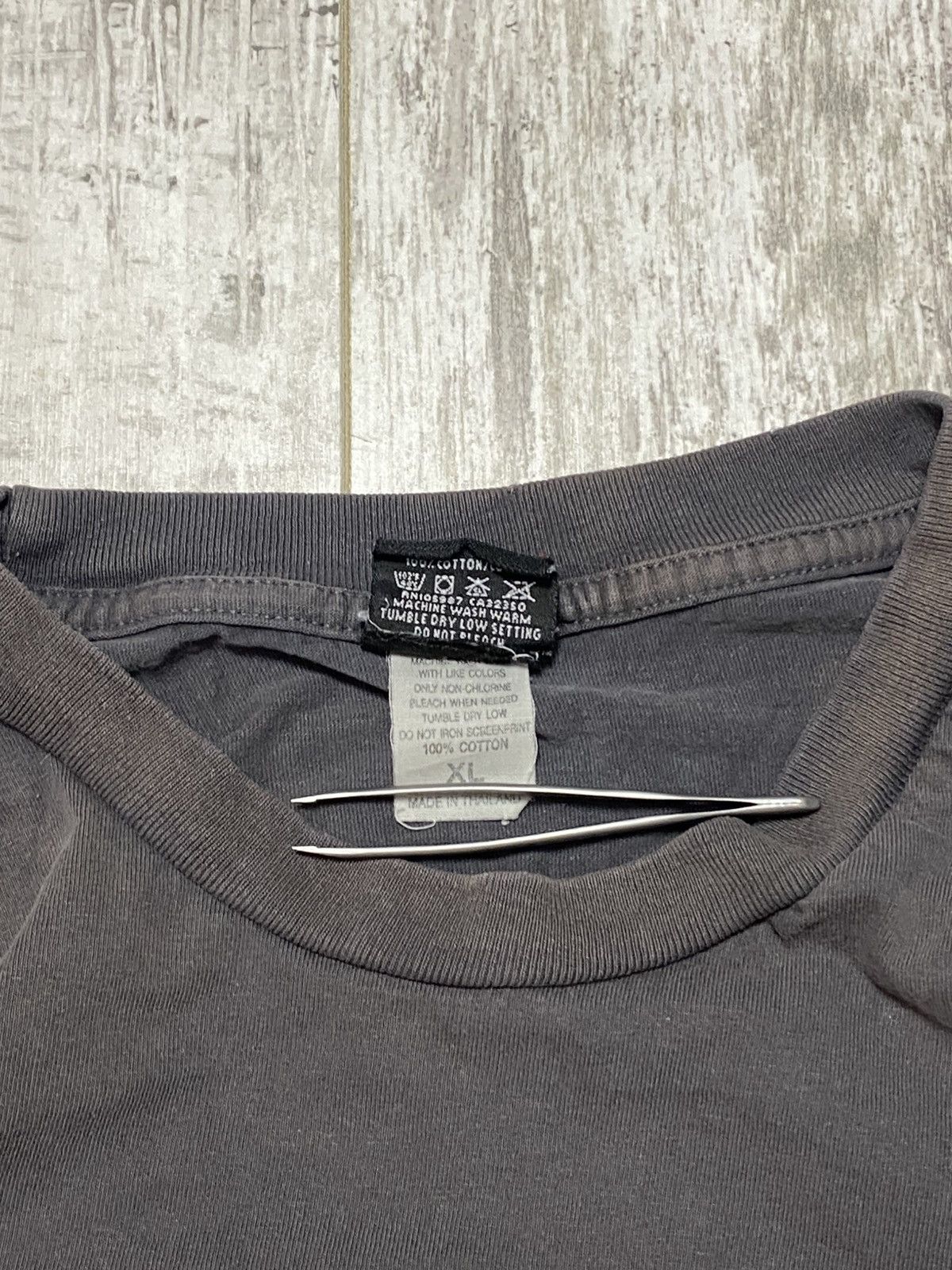 Quiksilver 🔥VINTAGE 00S QUIKSILVER DISTRESSED SURF T-SHIRT Size US XL / EU 56 / 4 - 5 Thumbnail