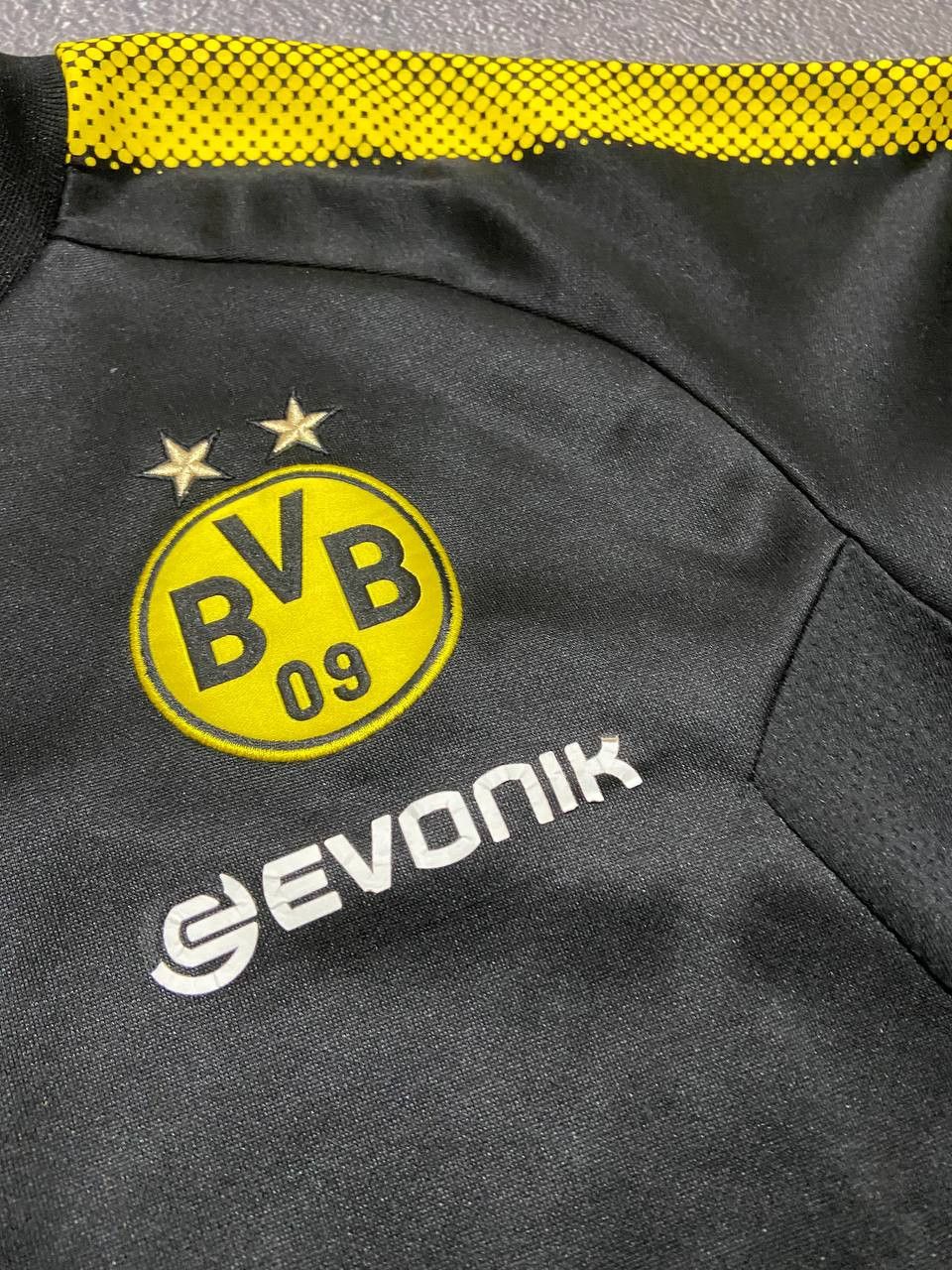Puma Puma Borussia Dortmund 2017-2018 long sleeve jersey Size US M / EU 48-50 / 2 - 3 Thumbnail