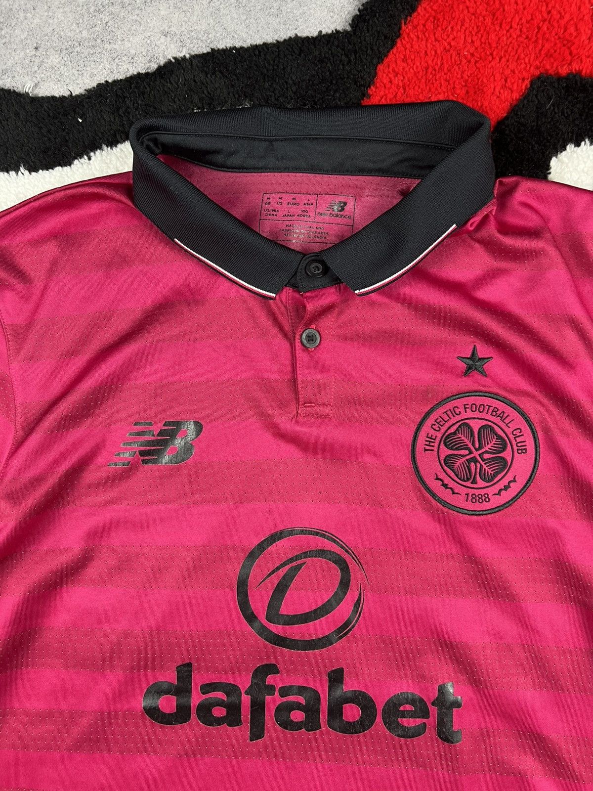 New Balance New Balance Celtic 2016/17 Football Soccer Blockcore Jersey Size US M / EU 48-50 / 2 - 6 Thumbnail