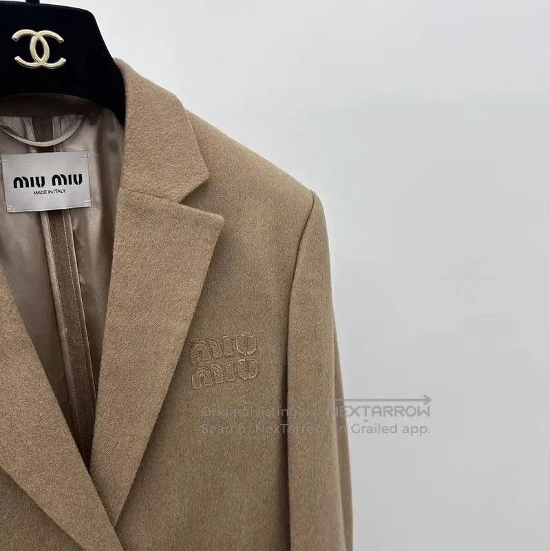 Miu Miu Miu Miu Beige Women's Blazer Jacket . Size S / US 4 / IT 40 - 3 Thumbnail