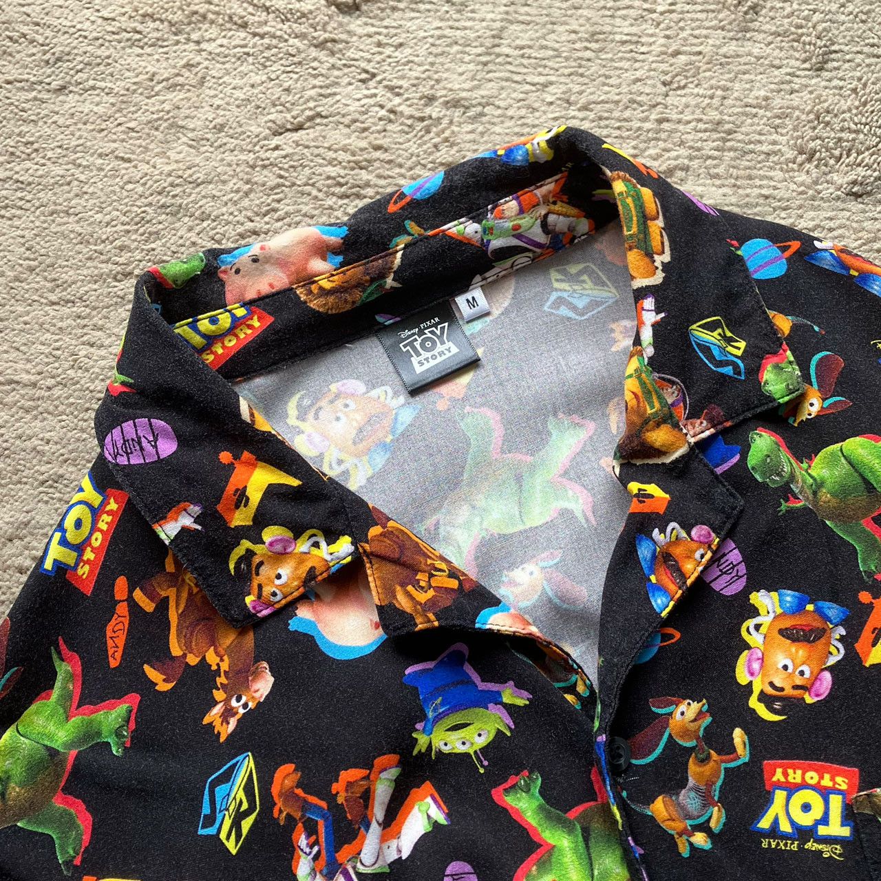 Disney Disney Pixar Toy Story Aloha Shirt Black All Over Print Size US M / EU 48-50 / 2 - 5 Thumbnail