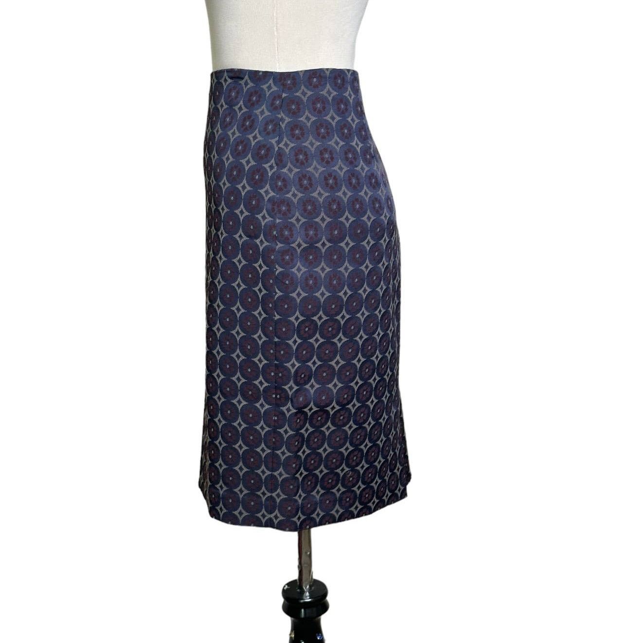 Ann Taylor ANN TAYLOR Navy Blue Red Floral Geo Circle Pencil Skirt SZ 4 Size 30" / US 8 / IT 44 - 2 Thumbnail