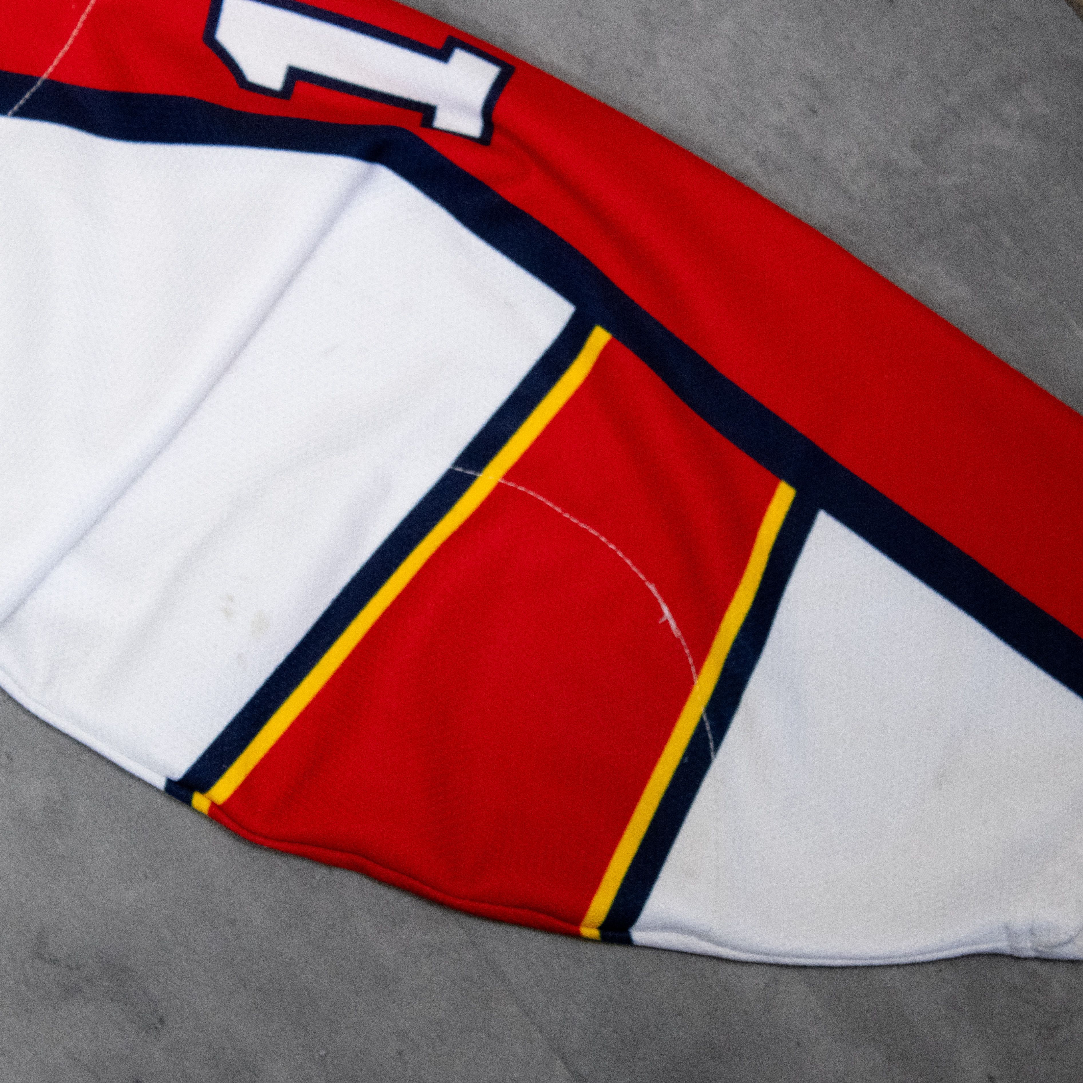 Japanese Brand Vintage 1990's South Panthers Supreme Style Hockey Jersey Size US L / EU 52-54 / 3 - 10 Thumbnail