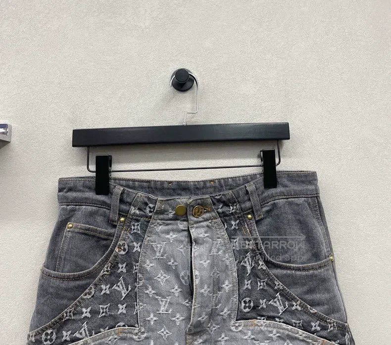 Louis Vuitton Louis Vuitton Irregular black and grey jeans with full log Size US 30 / EU 46 - 5 Thumbnail