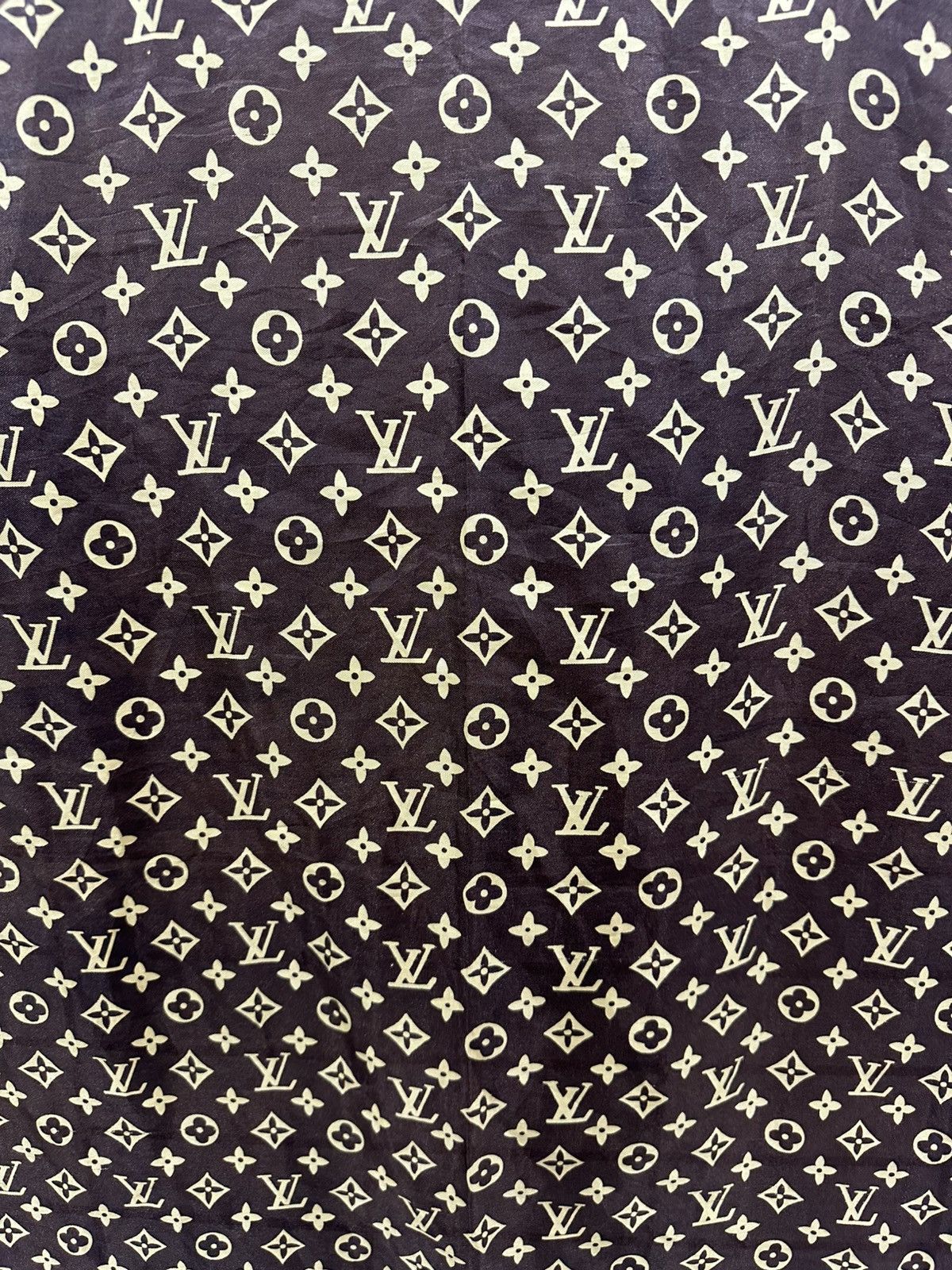 Other Rare And Beautiful Louis Vuitton Monogram Bandana/Scarf Size ONE SIZE - 4 Thumbnail