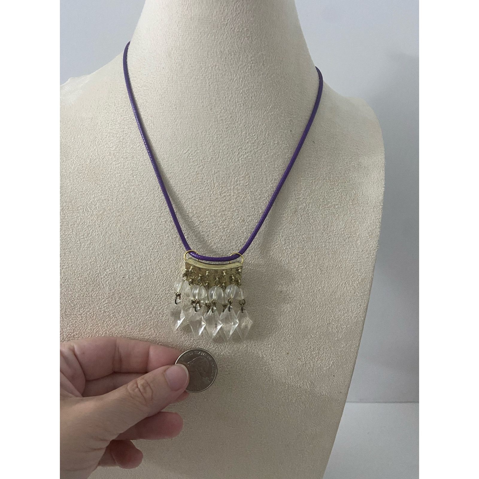 Handmade clear bead pendant necklace Size ONE SIZE - 2 Thumbnail
