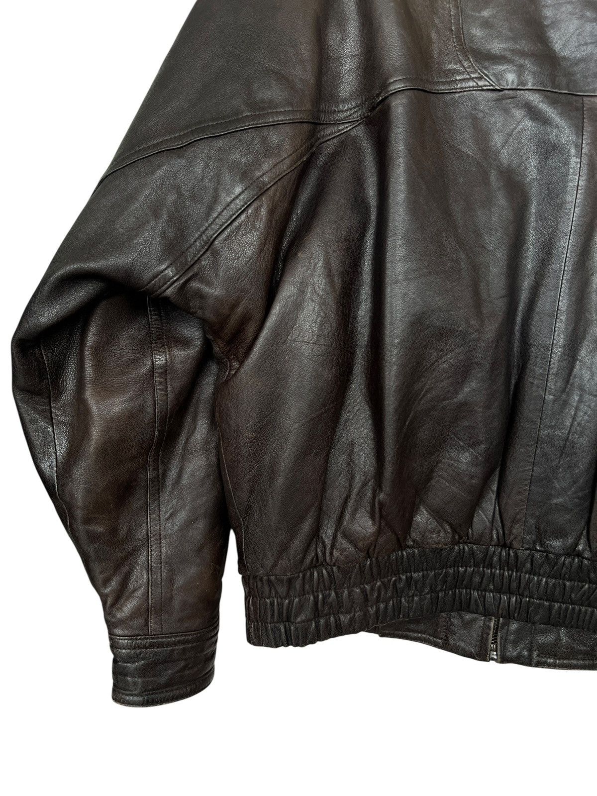 Vintage Vintage 90s Robert Dark Brown Bomber Leather Jacket Size US L / EU 52-54 / 3 - 9 Thumbnail