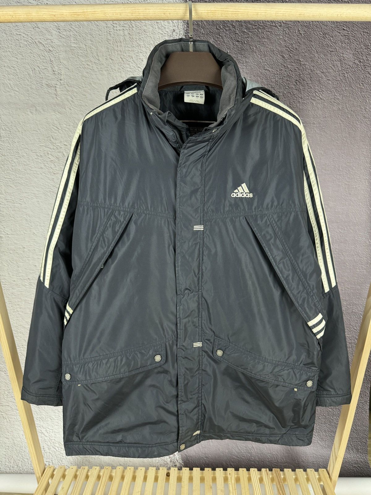 Adidas Adidas vintage y2k black nylon big logo parka jacket Size US L / EU 52-54 / 3 - 3 Thumbnail