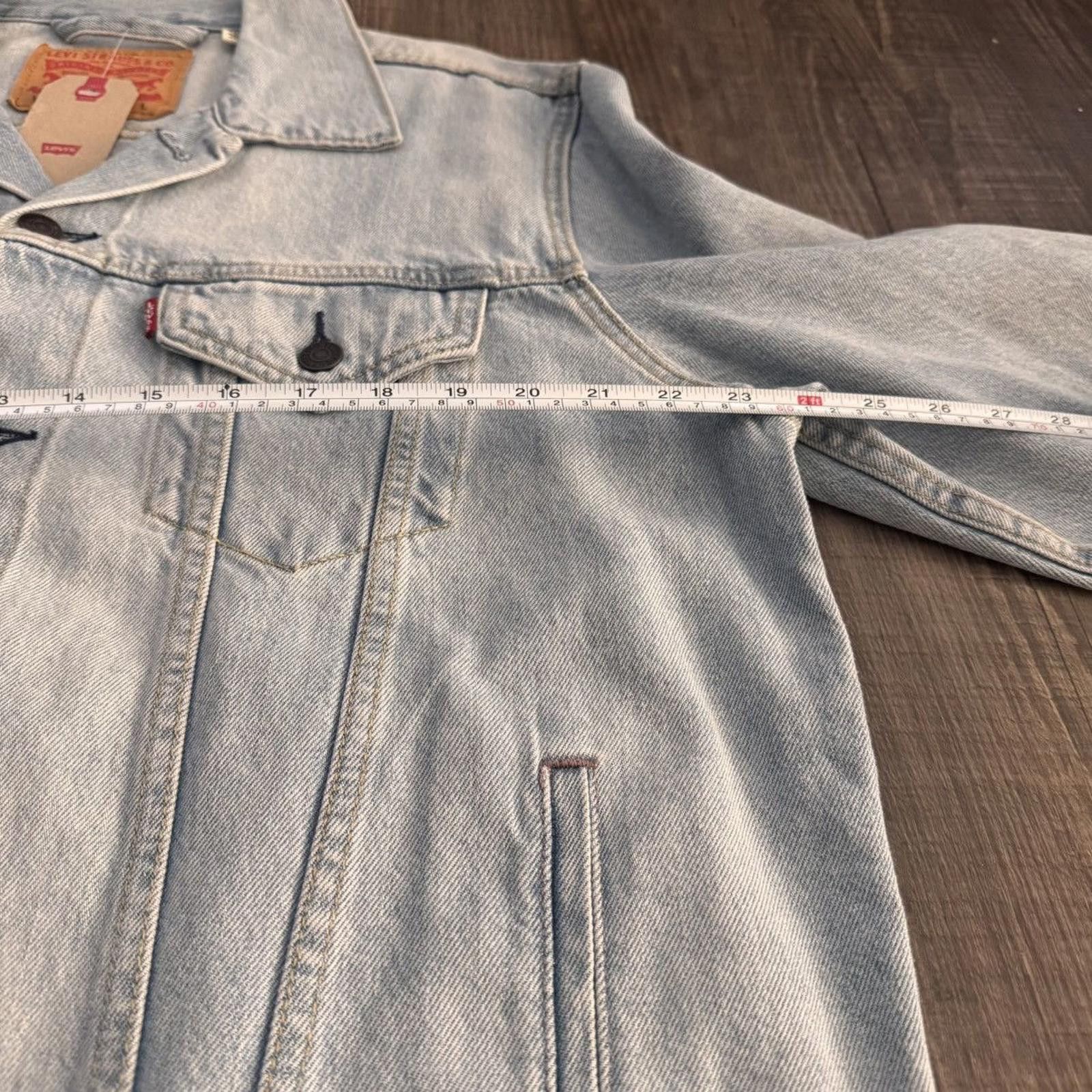 Levi's LEVIS • Classic Denim Jacket (L) NWT Size US L / EU 52-54 / 3 - 5 Thumbnail