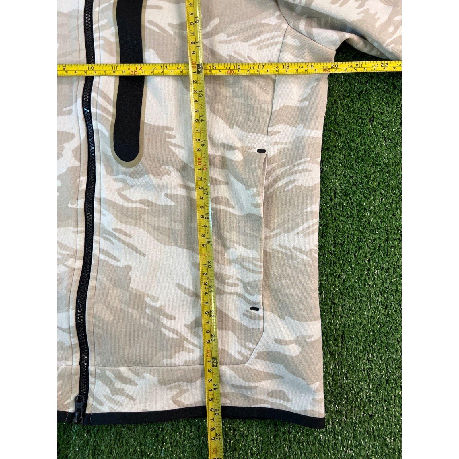 Nike Nike Men's NSW Tech Fleece Camo Hoodie White Size Small Size US S / EU 44-46 / 1 - 5 Thumbnail