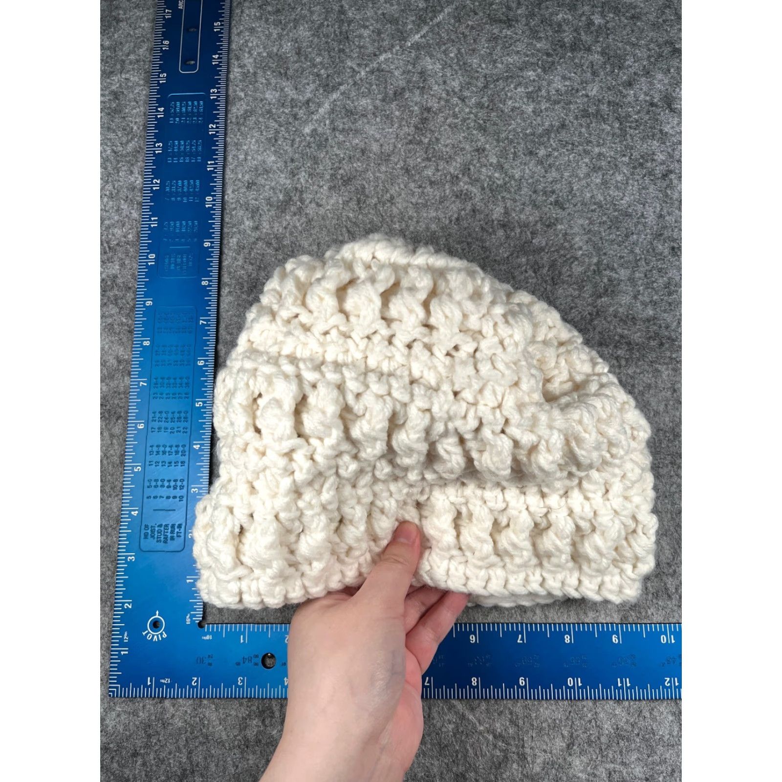 Vintage Beanie Toque Women One Size White Crochet Knit Acrylic Beanie Womens Outdoor Ski Hat Size ONE SIZE - 5 Thumbnail