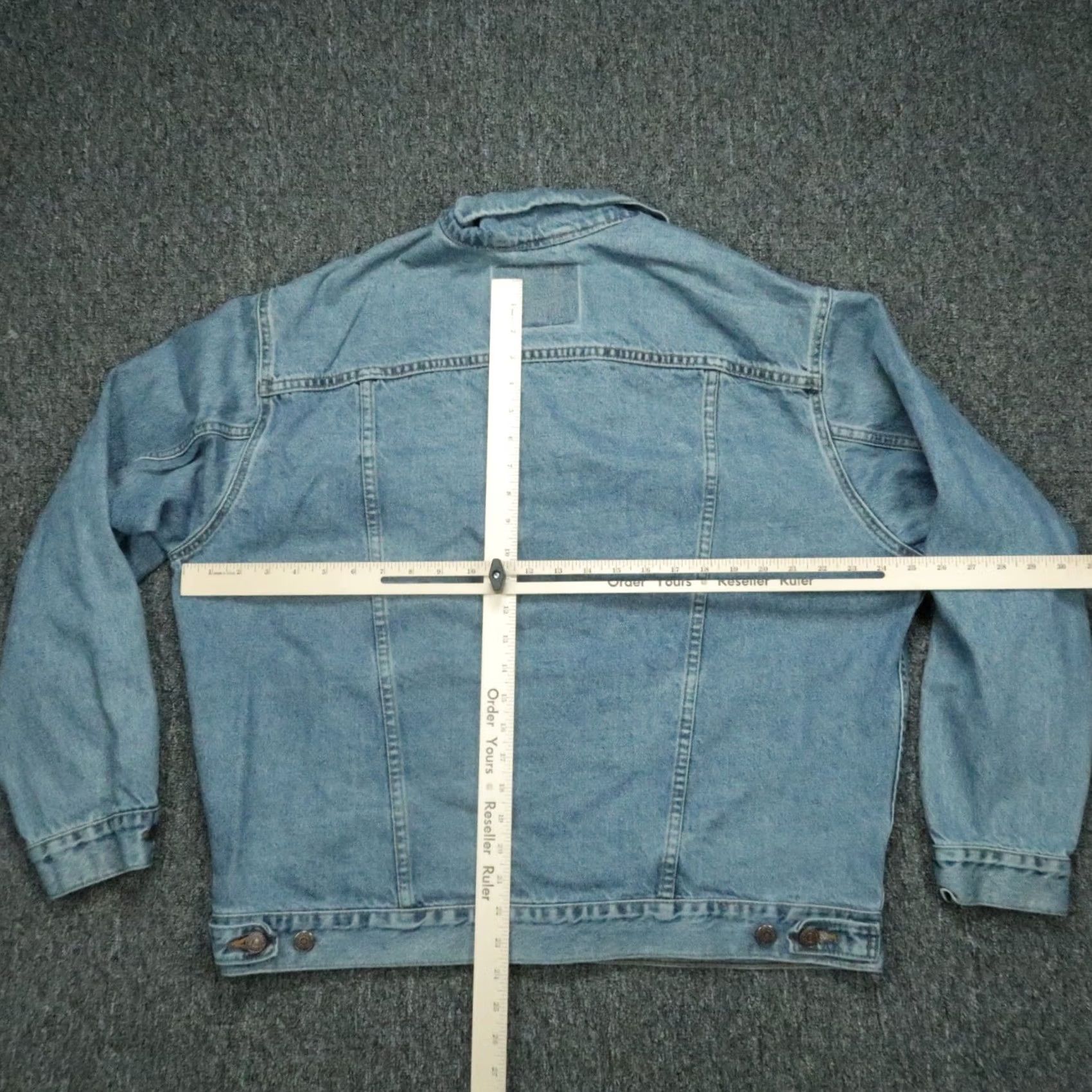 Levi's VINTAGE Levi's Jacket Mens Large Blue Denim Trucker Button Light Wash USA 90s Size US L / EU 52-54 / 3 - 7 Thumbnail