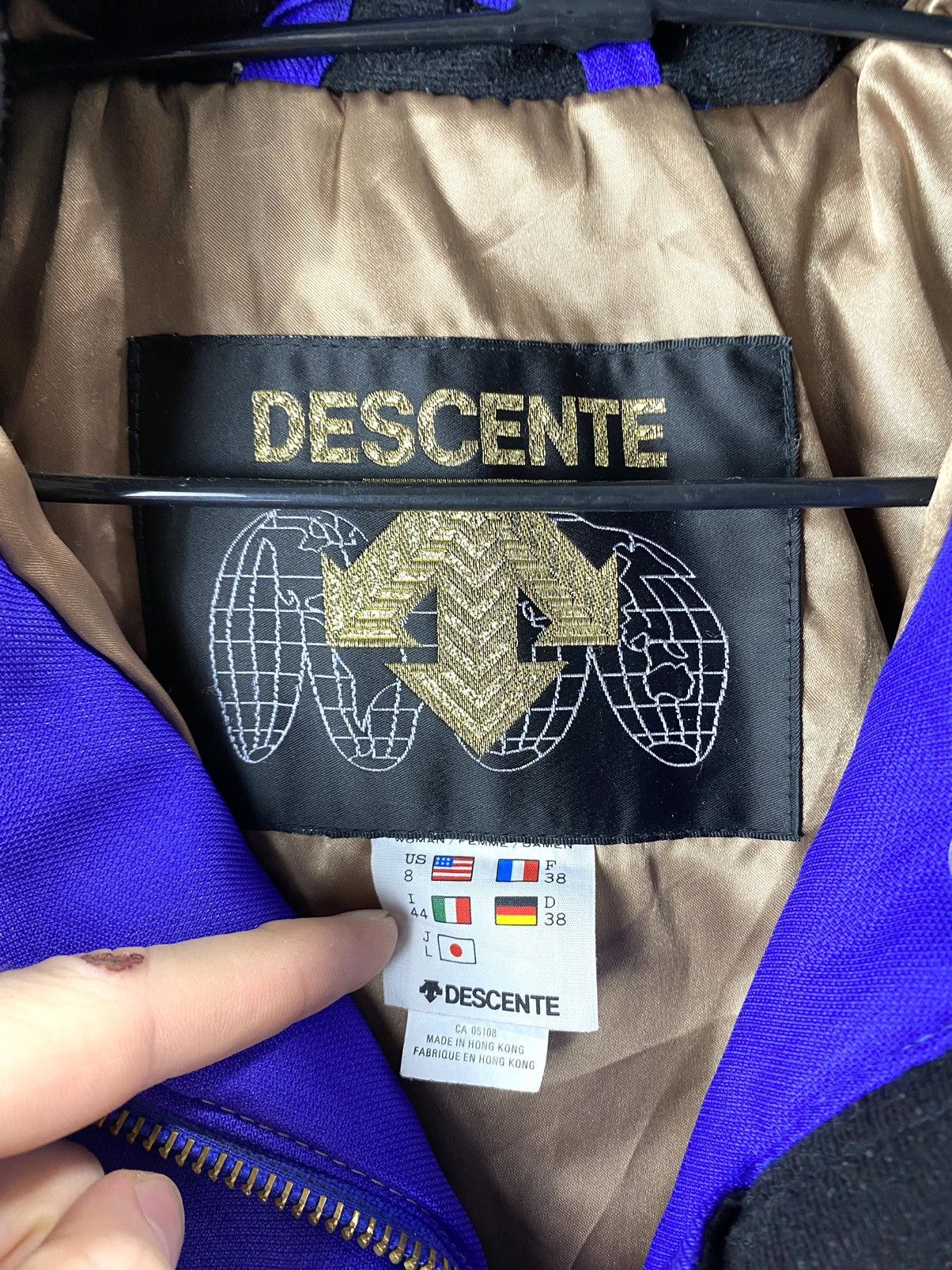 Descente Vintage 1990’s Descente Ski Winter Jacket Gradient Sun Faded Size US M / EU 48-50 / 2 - 15 Thumbnail