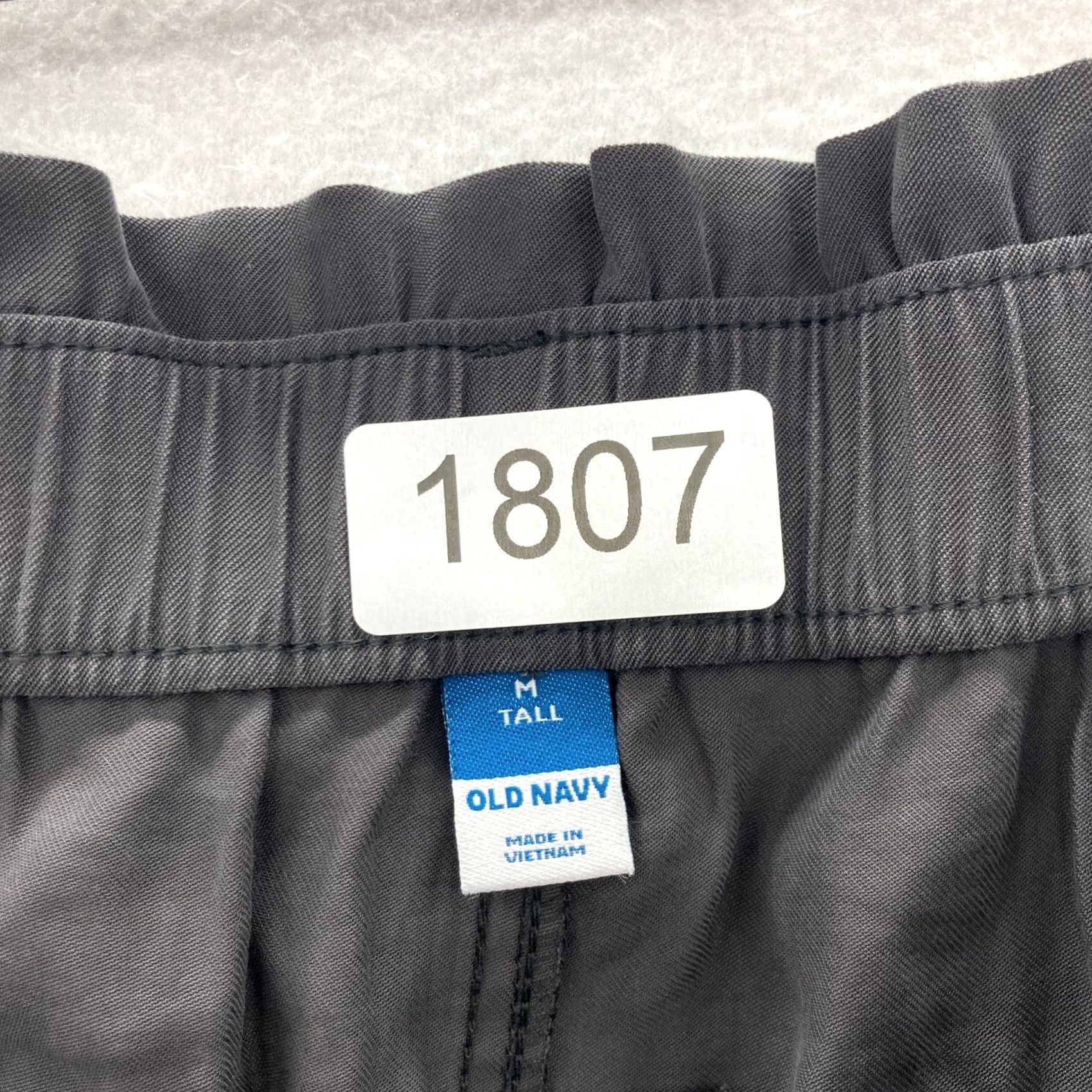 Old Navy Old Navy Womens M Tall Gray Flowy Dress Pants Belted Light Weight High Rise Belted Flat Front Pockets Stretch Comfort Casual Dress Pants Men? Size 32" / US 10 / IT 46 - 4 Thumbnail