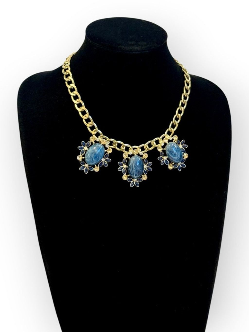 Neiman Marcus NEIMAN MARCUS Blue Cabochon Statement Necklace | NWT Size ONE SIZE - 2 Thumbnail