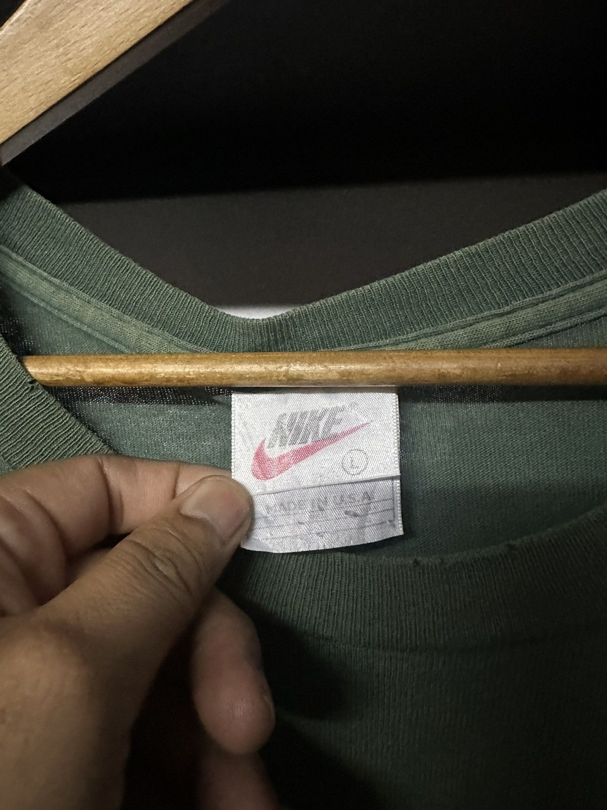Nike × Vintage Vintage 90s Nike Air Distressed Tee Size US XL / EU 56 / 4 - 4 Thumbnail