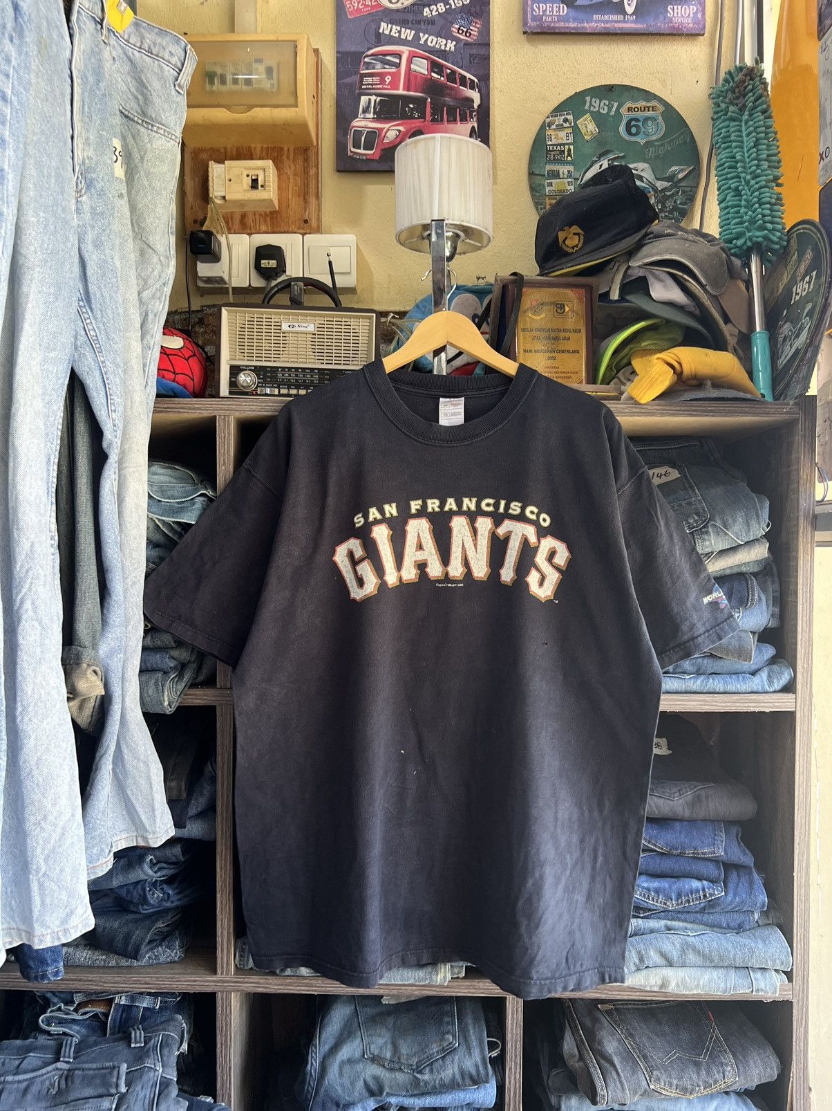 MLB 🔥Vintage 2002 World Series MLB Giants Tee Size US L / EU 52-54 / 3 - 1 Thumbnail