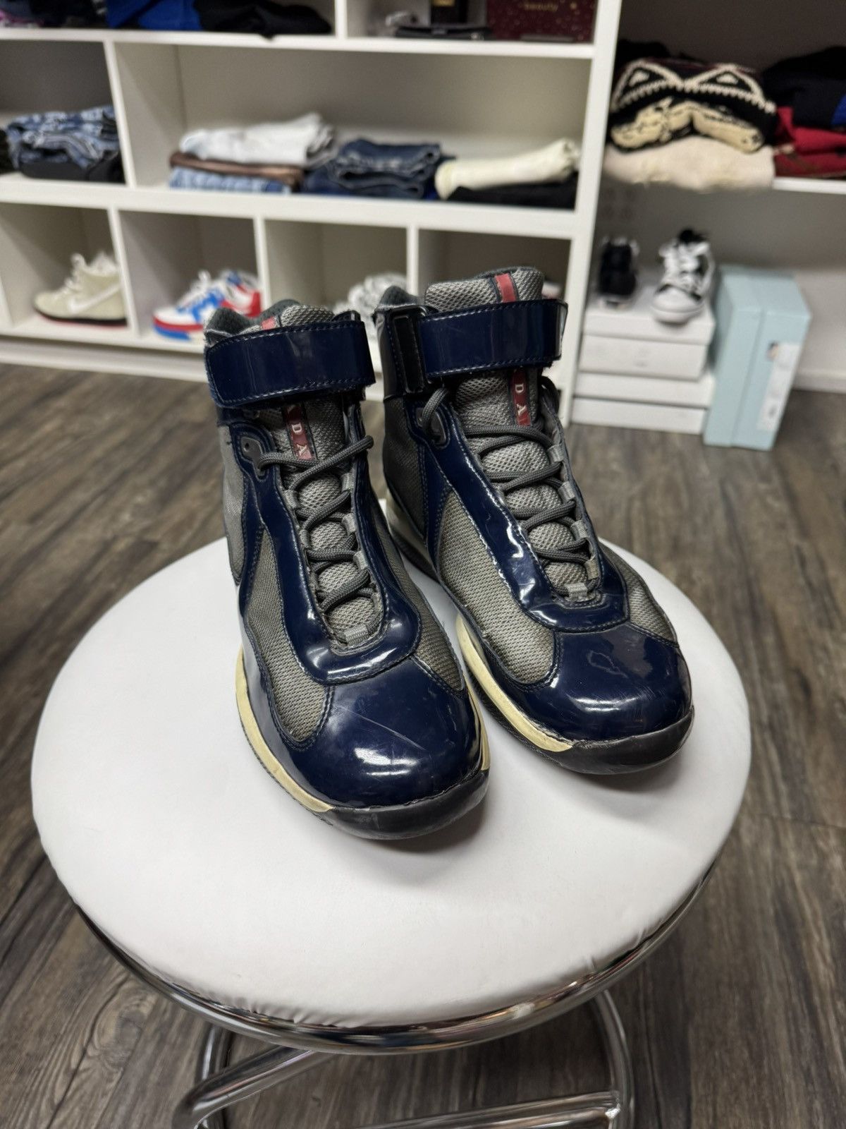 Prada PRADA DARK BLUE PATENT LEATHER HITOP CUPS Size US 9 / EU 42 - 2 Thumbnail