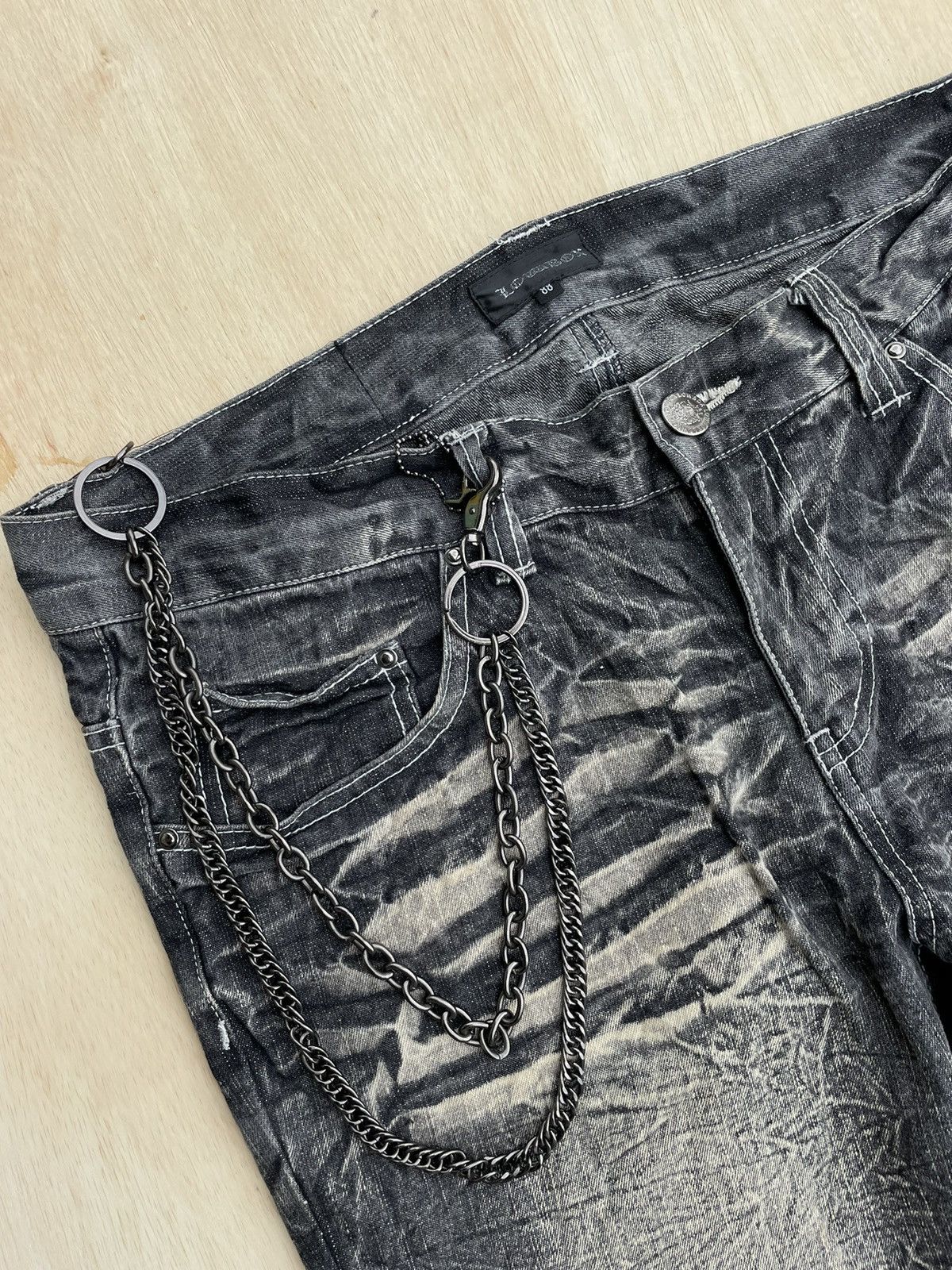【LOWBOX】 Damage Design Denim Vintage Lowbox Distressed Denim Jeans Punk Style