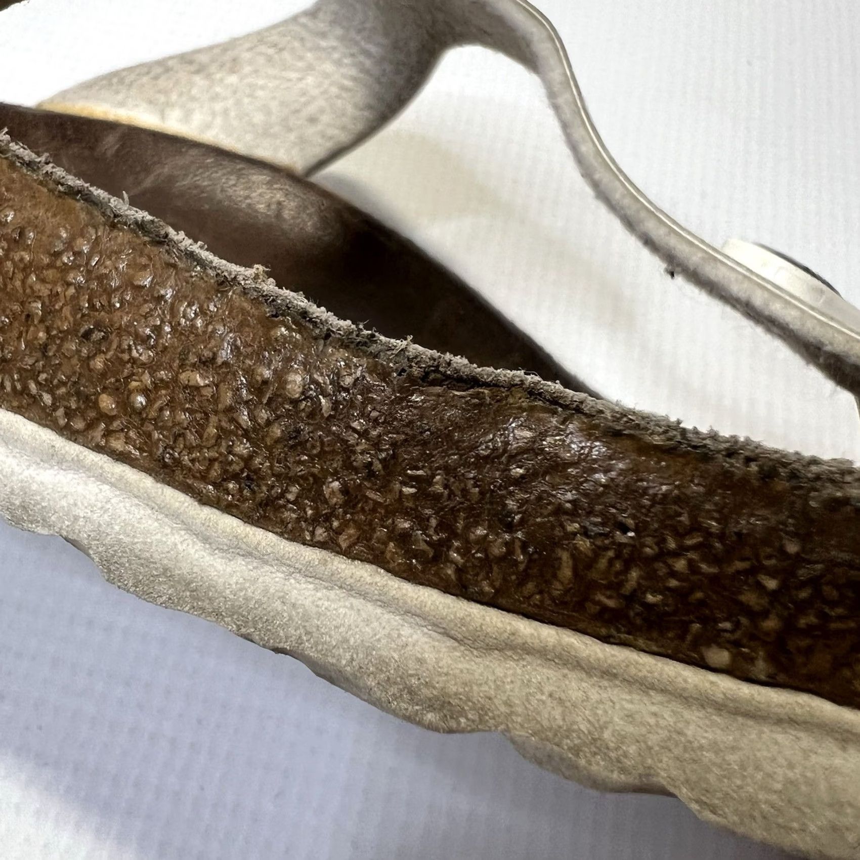Birkenstock Birkenstock Gizeh Women Sandal White Snake Skin Animal Print Size 36 EU / 5US Slip On Slide Casual Comfort Adjustable Strap Buckle Flat Leather Size US 5 / IT 35 - 5 Thumbnail