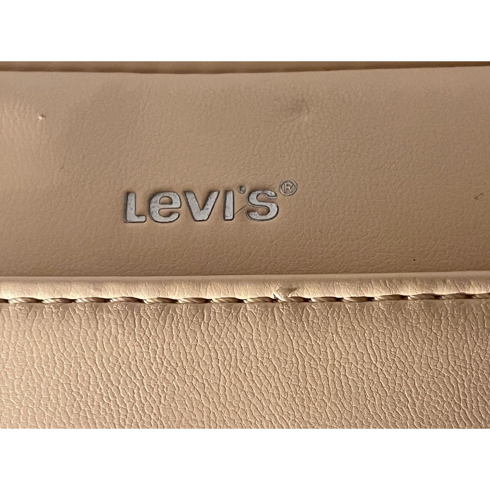 Levi's Levi’s Sally Camera Crossbody Bag Peach Cream Size ONE SIZE - 15 Thumbnail