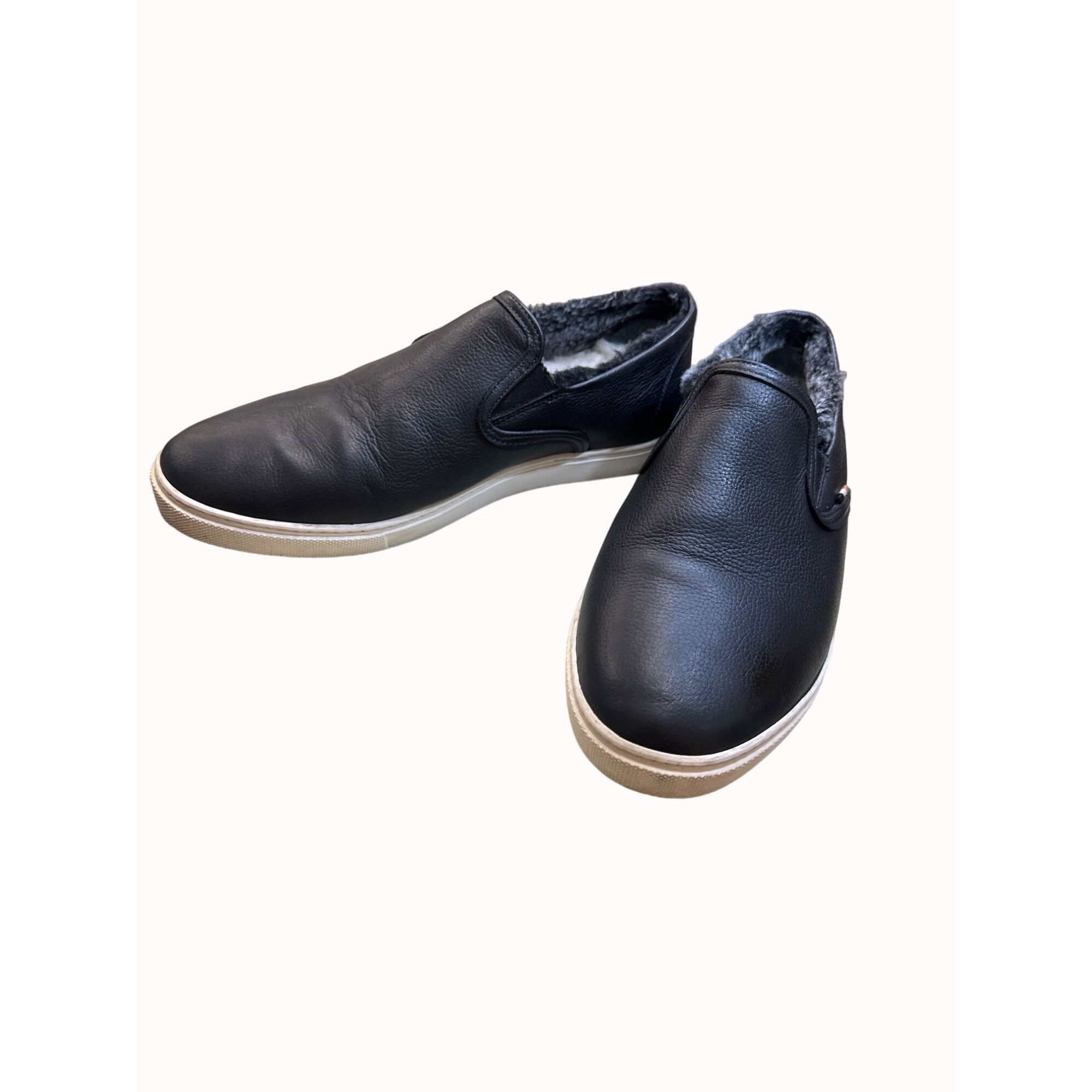 Allen Edmonds Allen Edmonds men’s black leather fur lined slip loafers siz Size US 9 / EU 42 - 8 Thumbnail