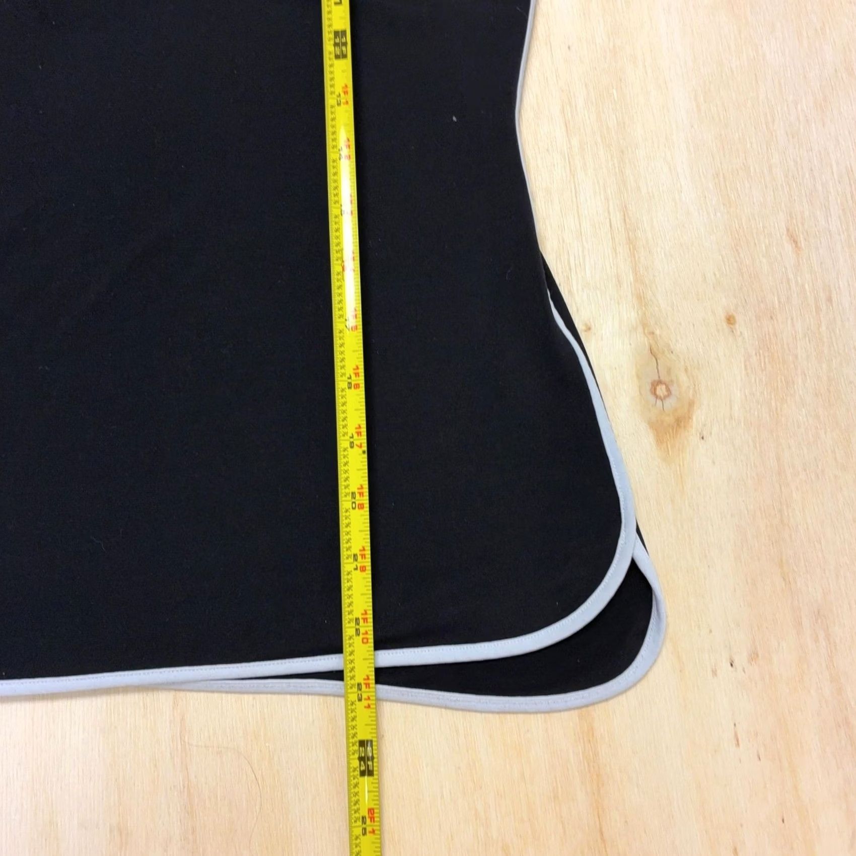 Calvin Klein Calvin Klein Tank Top Womens Small Black V Neck Zip Trim Sleeveless Stretch Size S / US 4 / IT 40 - 4 Thumbnail