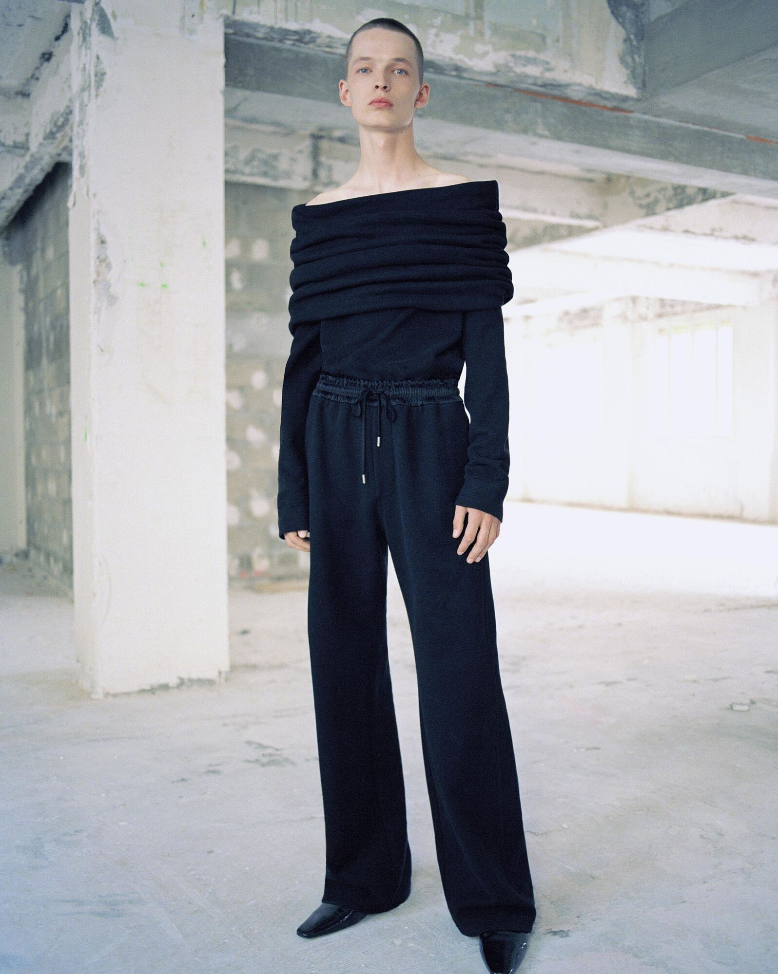 Saint Laurent Paris o1s1wg111224 Wide-Leg Sweatpants & Joggers Fleece in Black Size US 36 / EU 52 - 2 Thumbnail