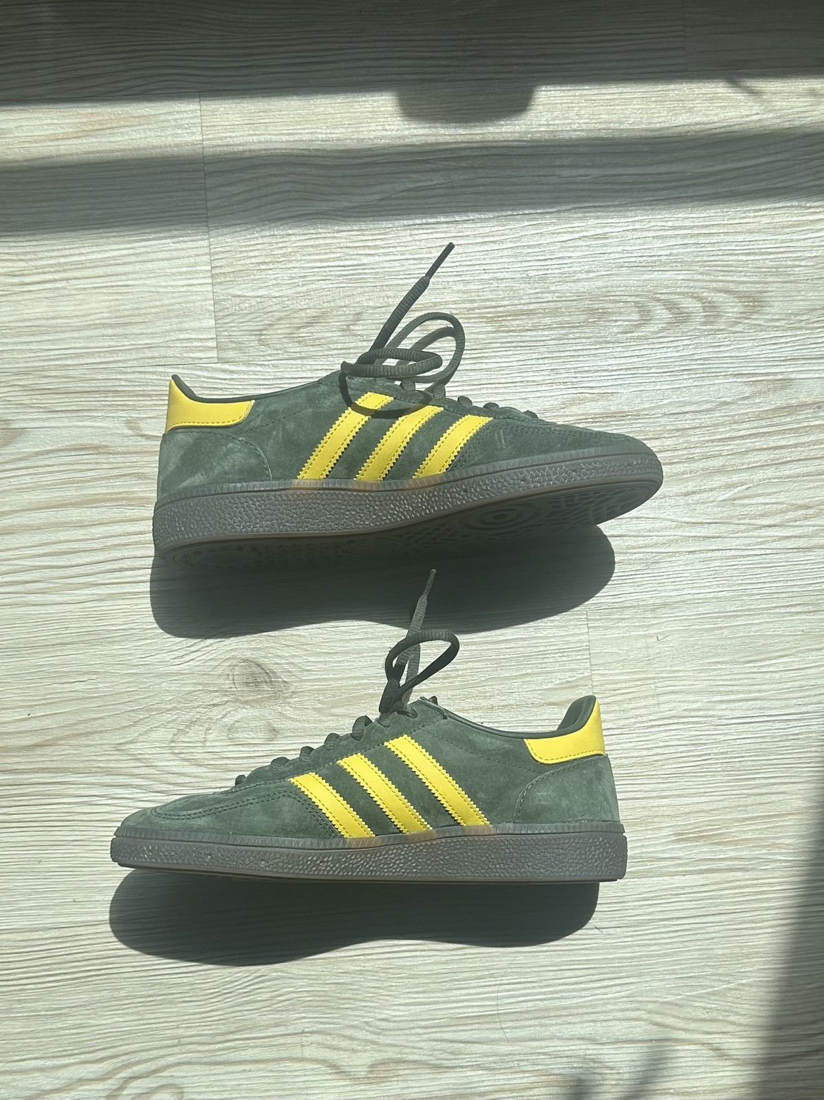 Adidas adidas Handball Spezial Night Cargo Tribe Yellow Size US 6 / EU 39 - 2 Thumbnail