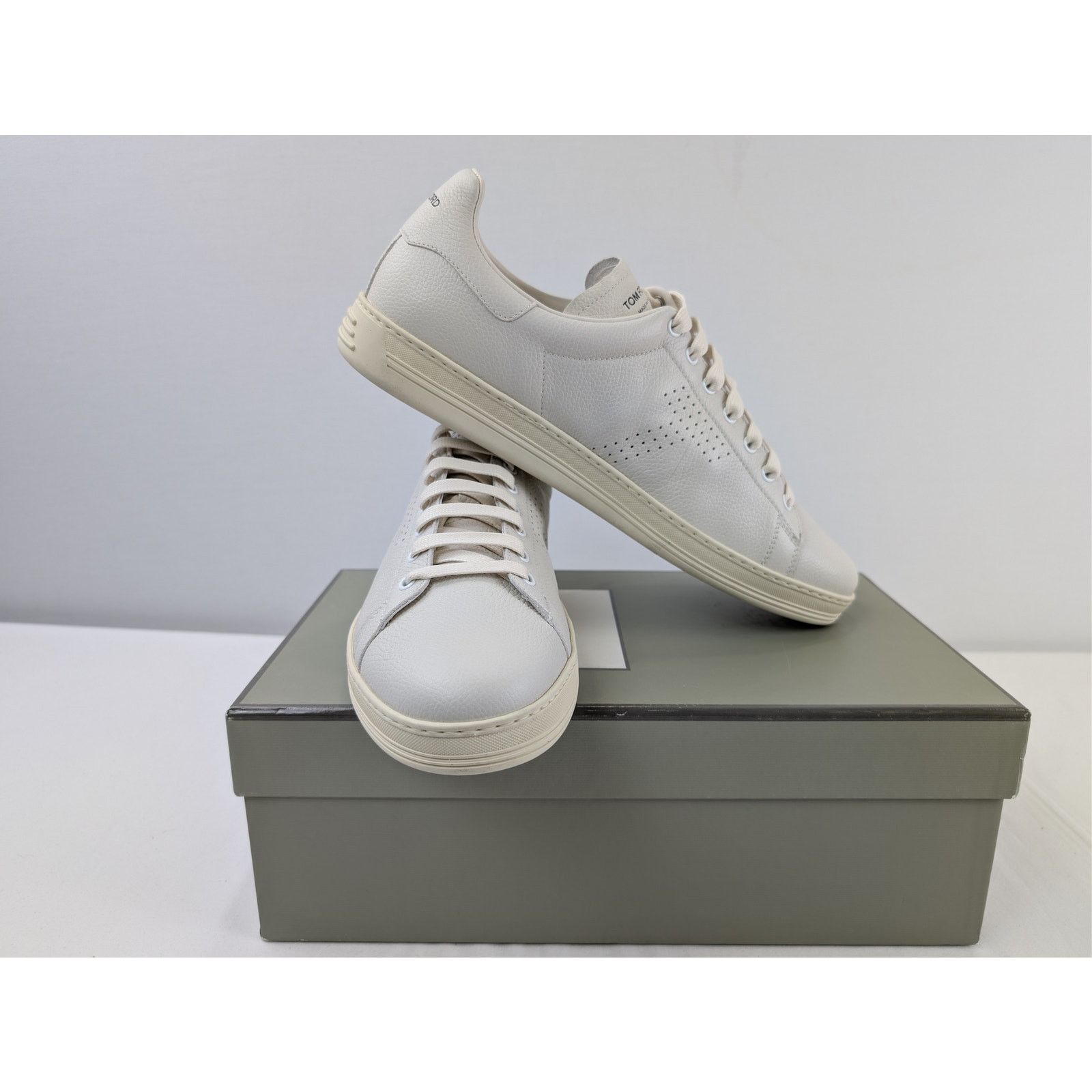 Tom Ford o1rshd1 Low top Sneakers shoe in White Size US 13 / EU 46 - 15 Thumbnail