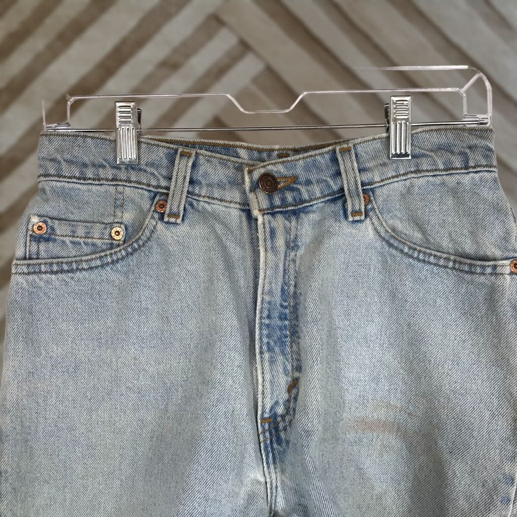 Levi's LEVI'S Juniors 11 BLUE 512 Slim Fit Denim Jean Shorts VINTAGE USA Jeans Shorts Women 11 Blue Slimming Denim 90s? Size 32" / US 10 / IT 46 - 1 Thumbnail