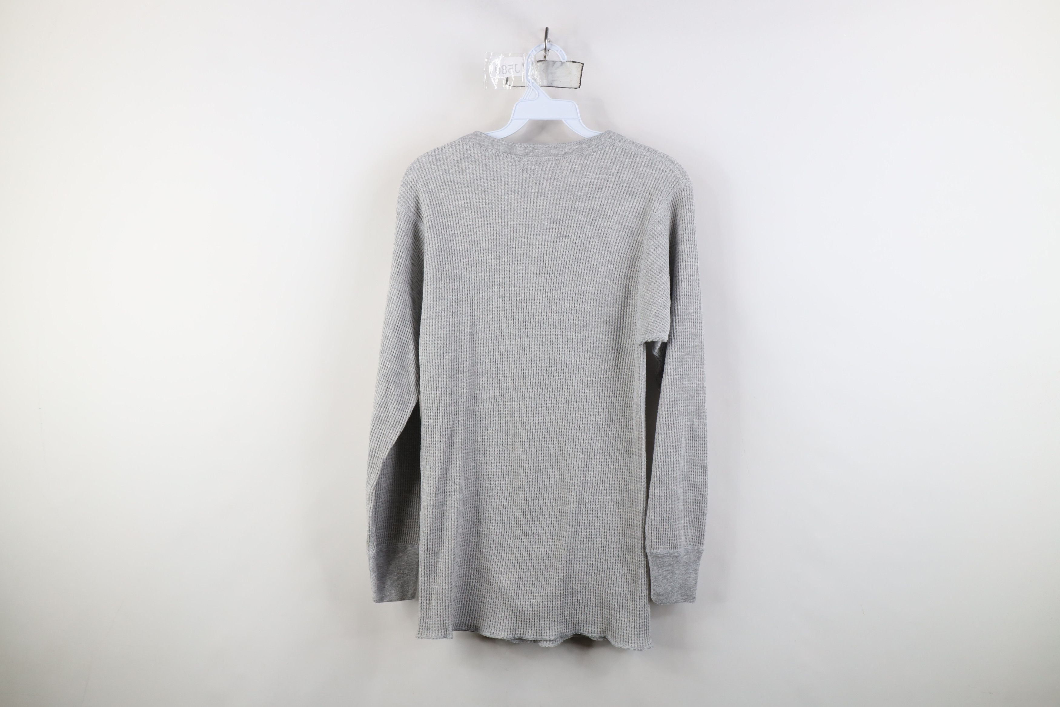 Vintage Vintage 90s Streetwear Waffle Knit Henley T-Shirt Gray USA Size US XL / EU 56 / 4 - 10 Thumbnail