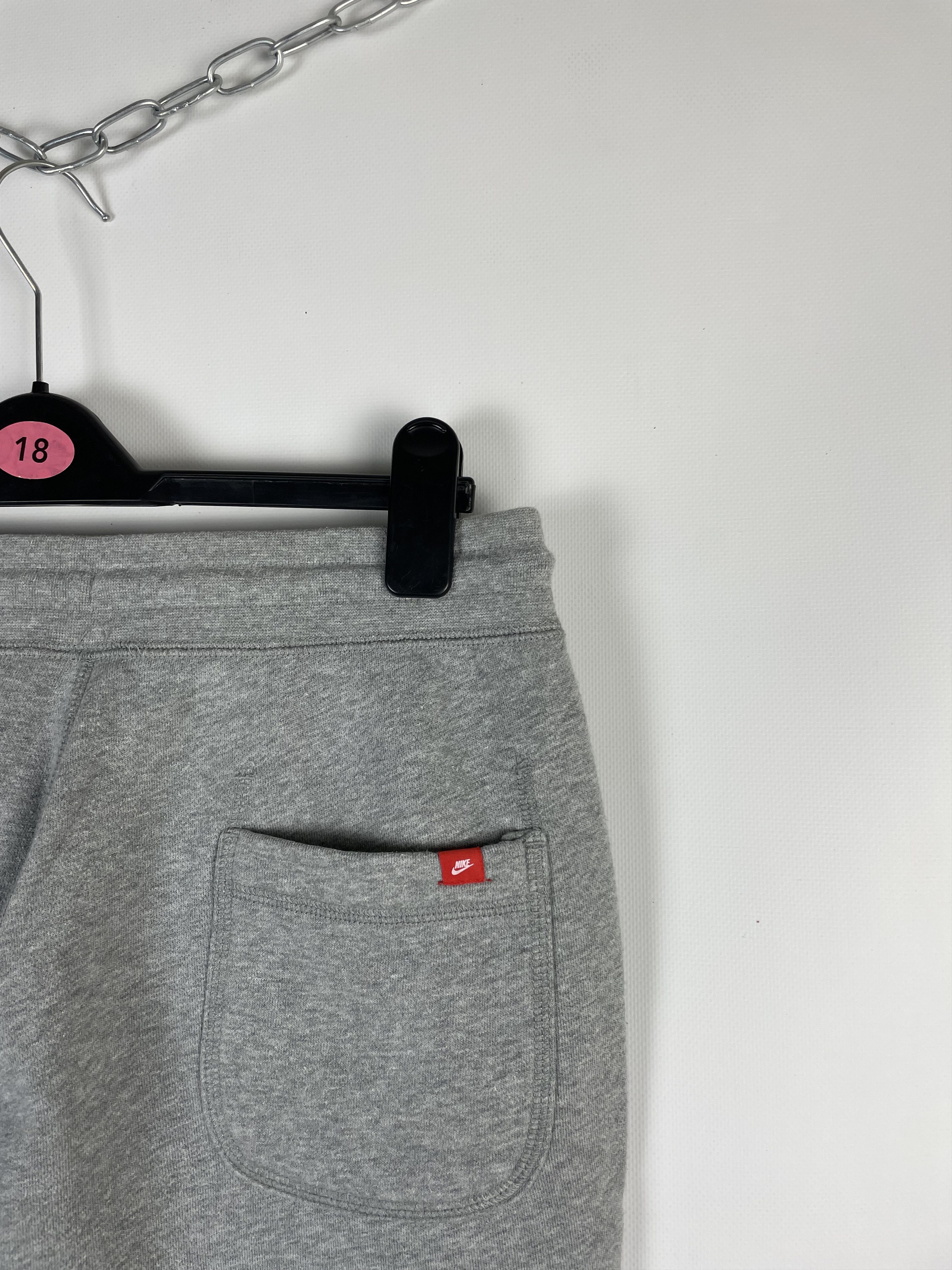 Nike Vintage Nike Sweatpants Y2k Size US 32 / EU 48 - 8 Thumbnail