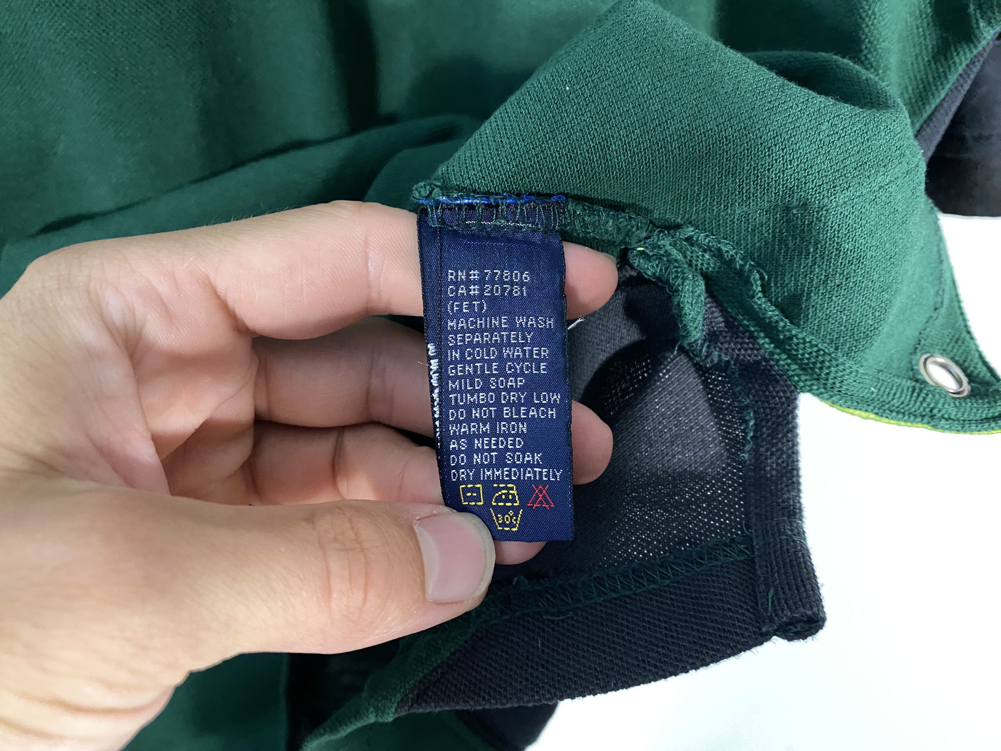 Tommy Hilfiger Vintage Tommy Hilfiger Sailing Gear Paneled Polo Shirt Size US M / EU 48-50 / 2 - 7 Thumbnail