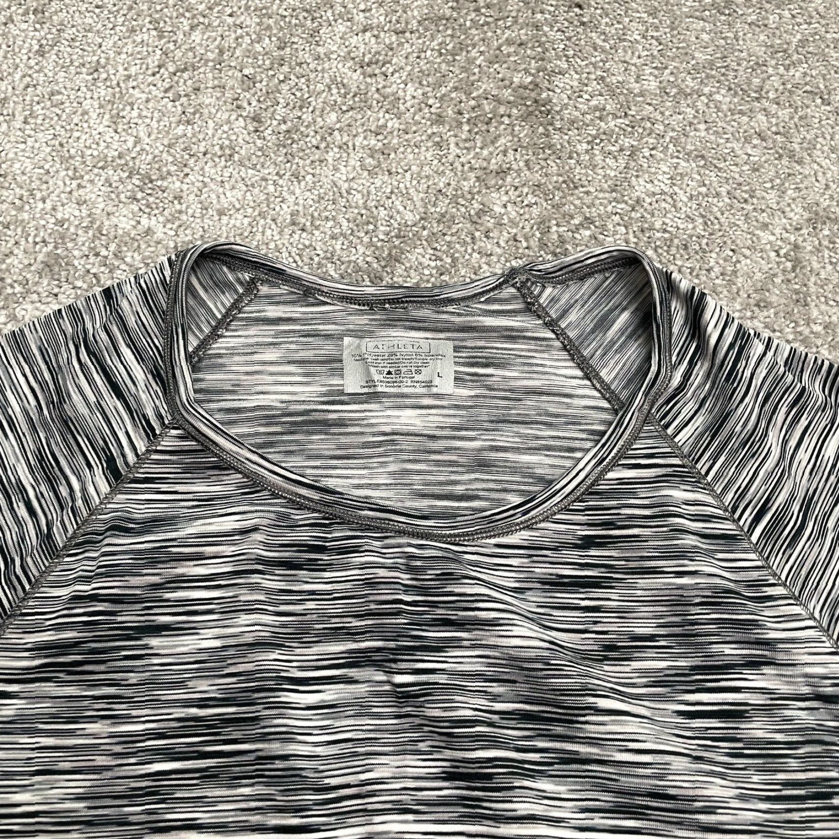 Athleta Athleta Shirt Womens L White Striped Round Neck Casual Size L / US 10 / IT 46 - 3 Thumbnail
