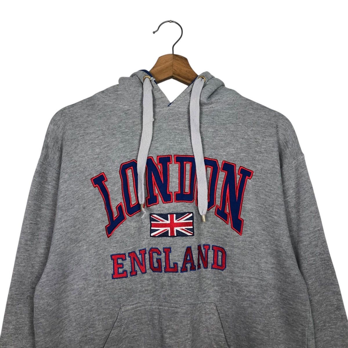Japanese Brand 📌Vintage Hoodie Pull Over London England Big Logo Embroidery Size US M / EU 48-50 / 2 - 14 Thumbnail