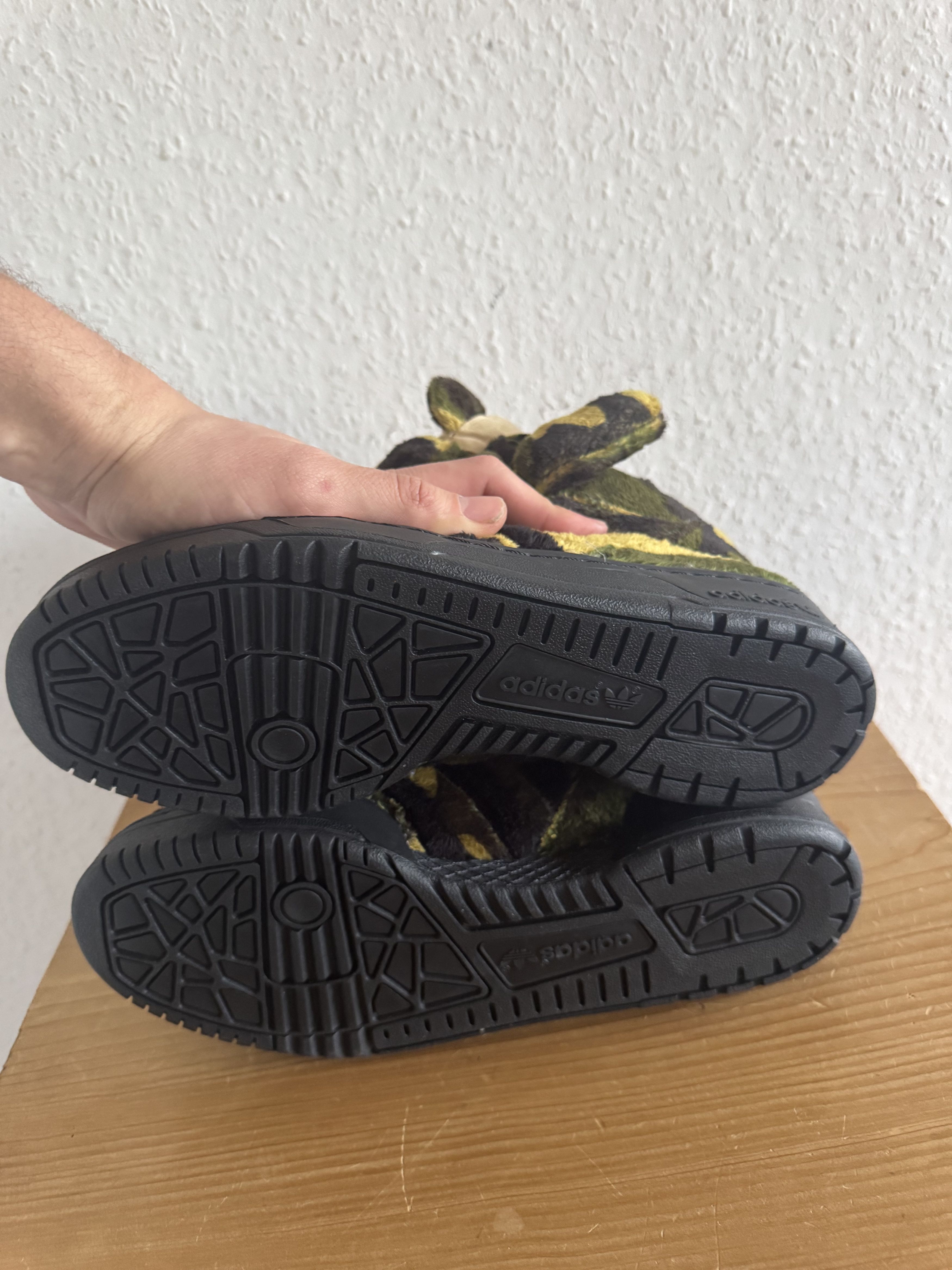 Adidas × Jeremy Scott JS Camo Teddy Bear High Top Sneakers Size US 8 / EU 41 - 12 Thumbnail