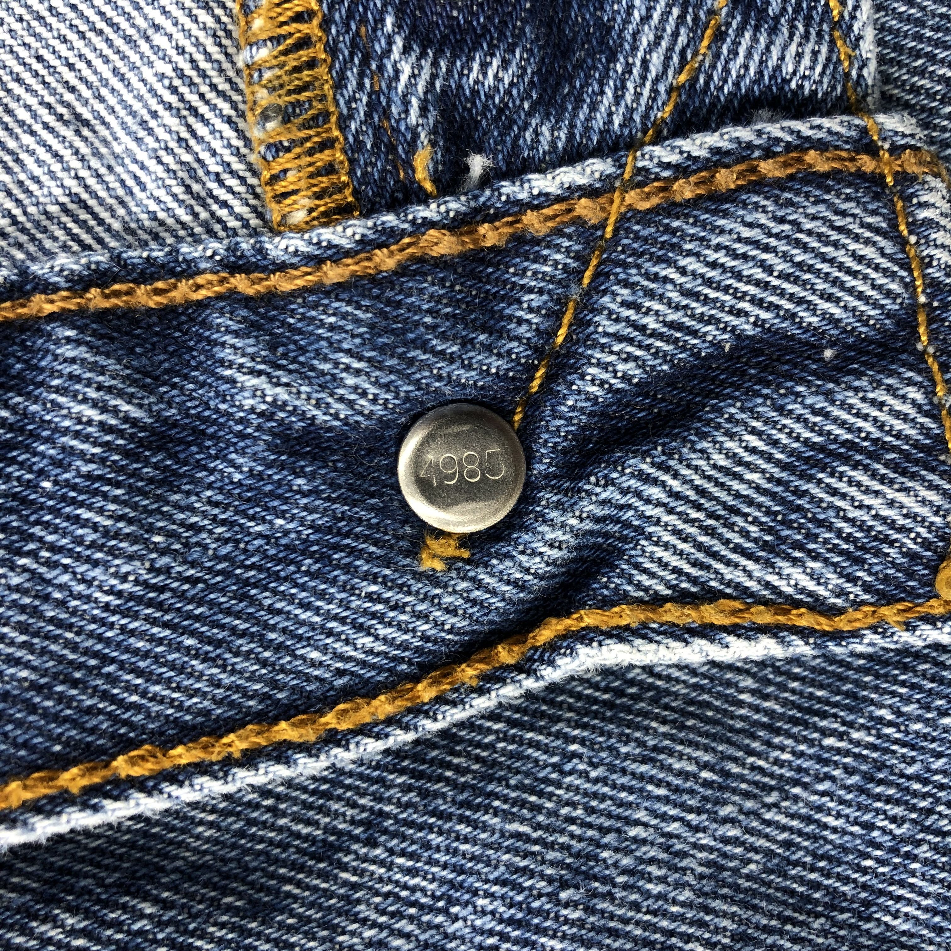 Levi's × Vintage Vintage Blue Wash Levis 501 Jeans-JM1733 Size US 37 - 9 Thumbnail