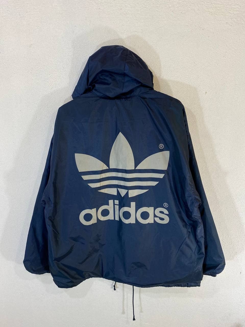 vintage adidas big logo back very nice design