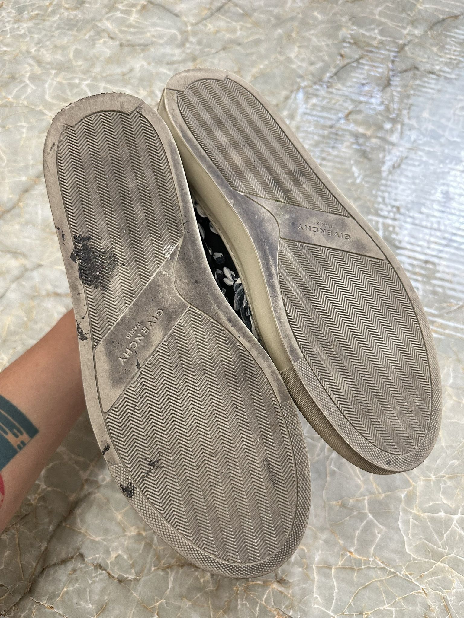 Givenchy SS18 Hydrangea Urban Street Sneakers Size US 8.5 / EU 41-42 - 7 Thumbnail