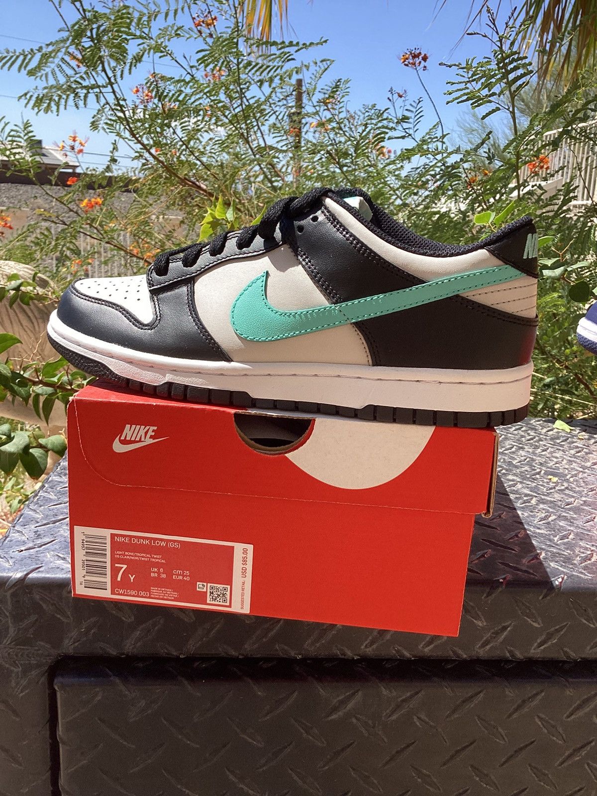 Nike Brand new Nike dunk low Tiffany grade school 7Y shoes Size US 12 / EU 45 - 1 Thumbnail