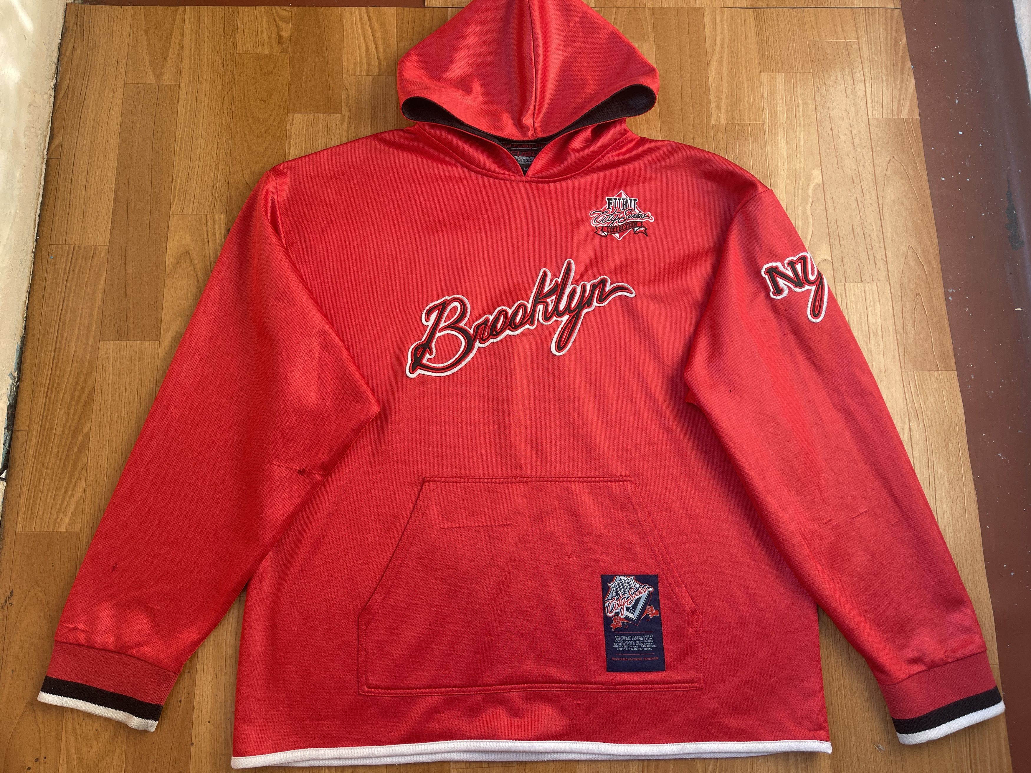 Fubu FUBU hoodie, Brooklyn t-shirt vintage New York City Series L Size US L / EU 52-54 / 3 - 1 Thumbnail